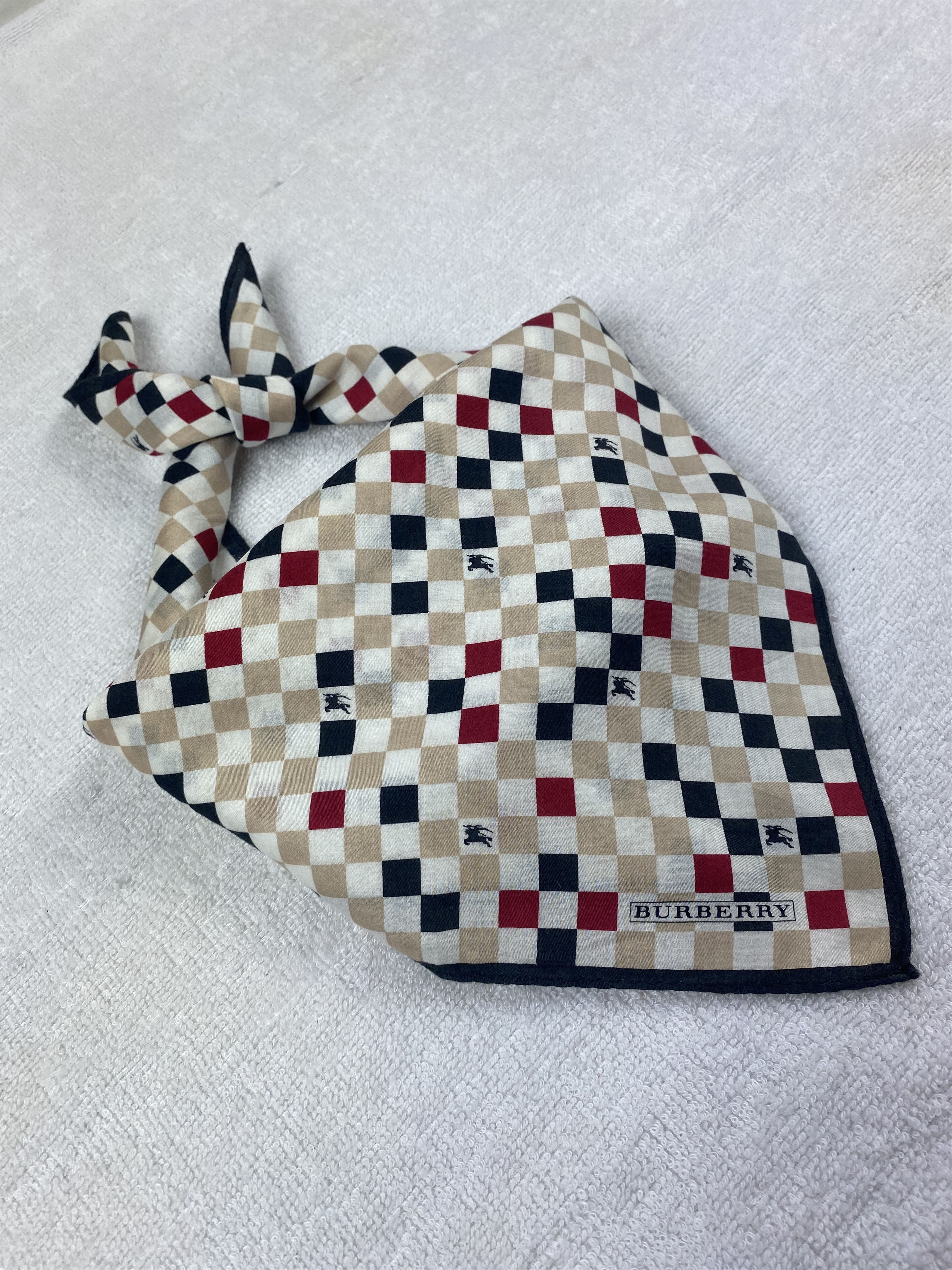 Burberry Burberry Handkerchief / Bandana / Neckerchief Size ONE SIZE - 1 Thumbnail