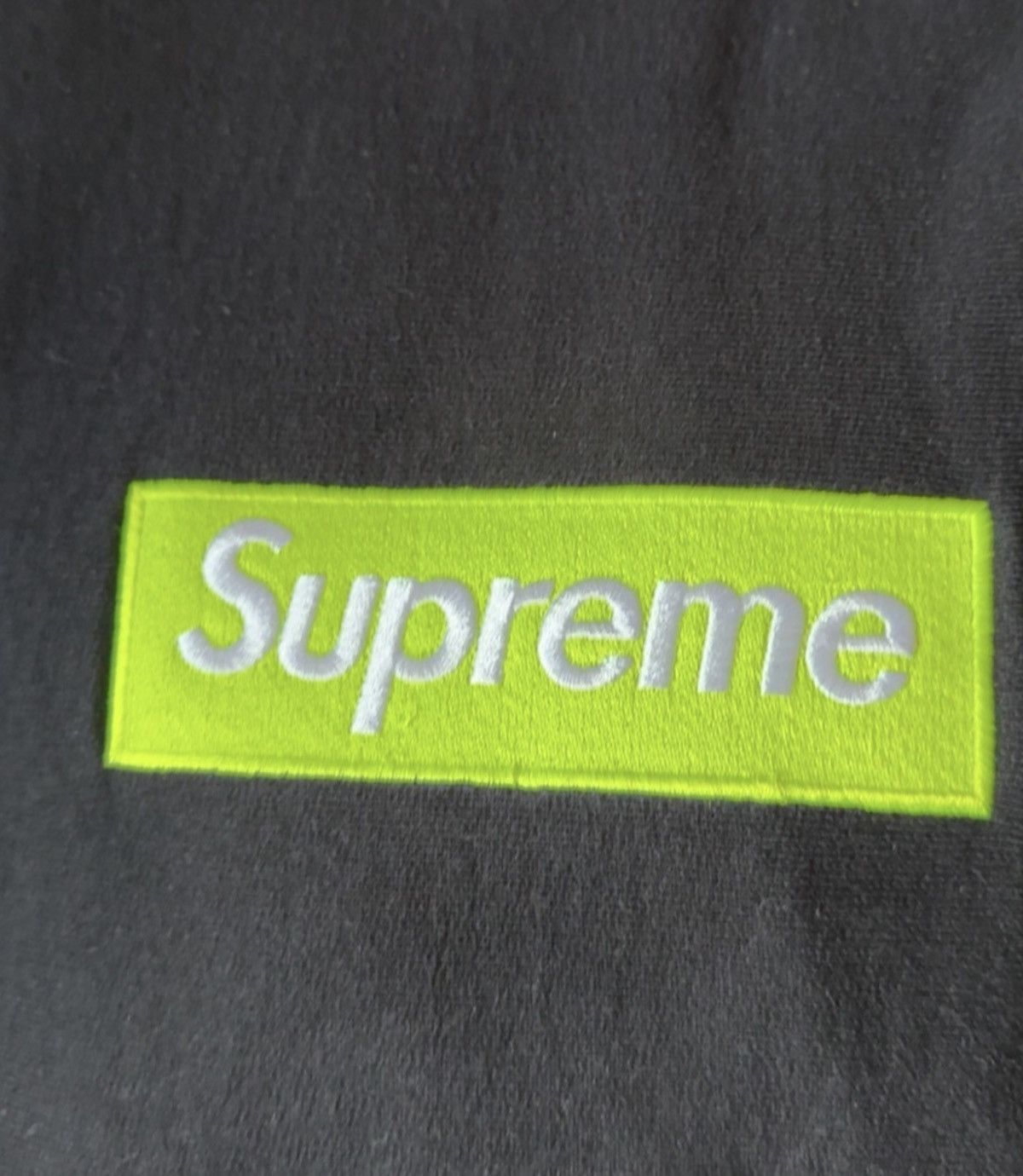 Supreme Supreme fw17 green on black box logo hoodie sweatershirt Size US XL / EU 56 / 4 - 3 Thumbnail