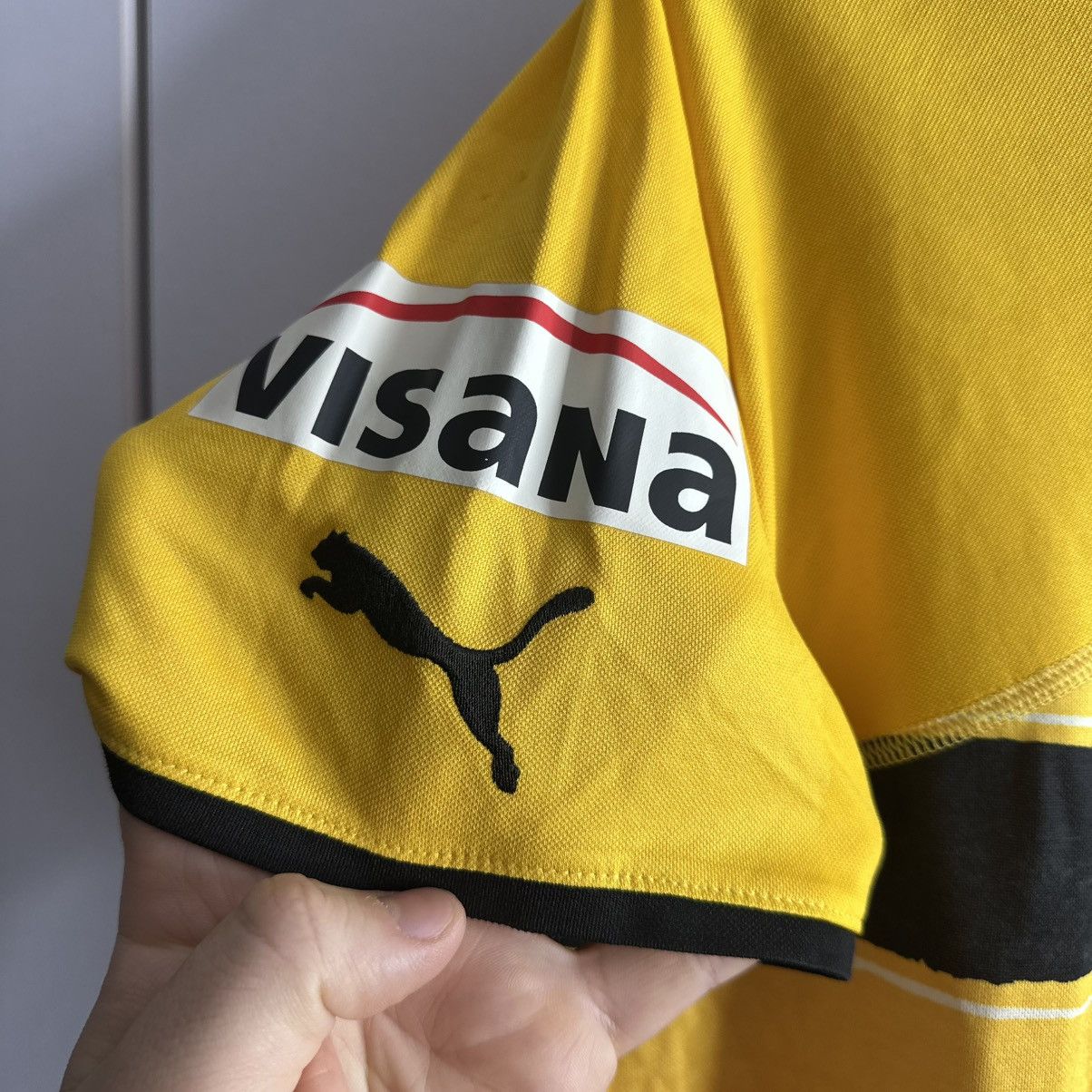 Puma Puma Young Boys 2009-2011 OBI 6 Vintage Jersey Kit Size US M / EU 48-50 / 2 - 3 Thumbnail