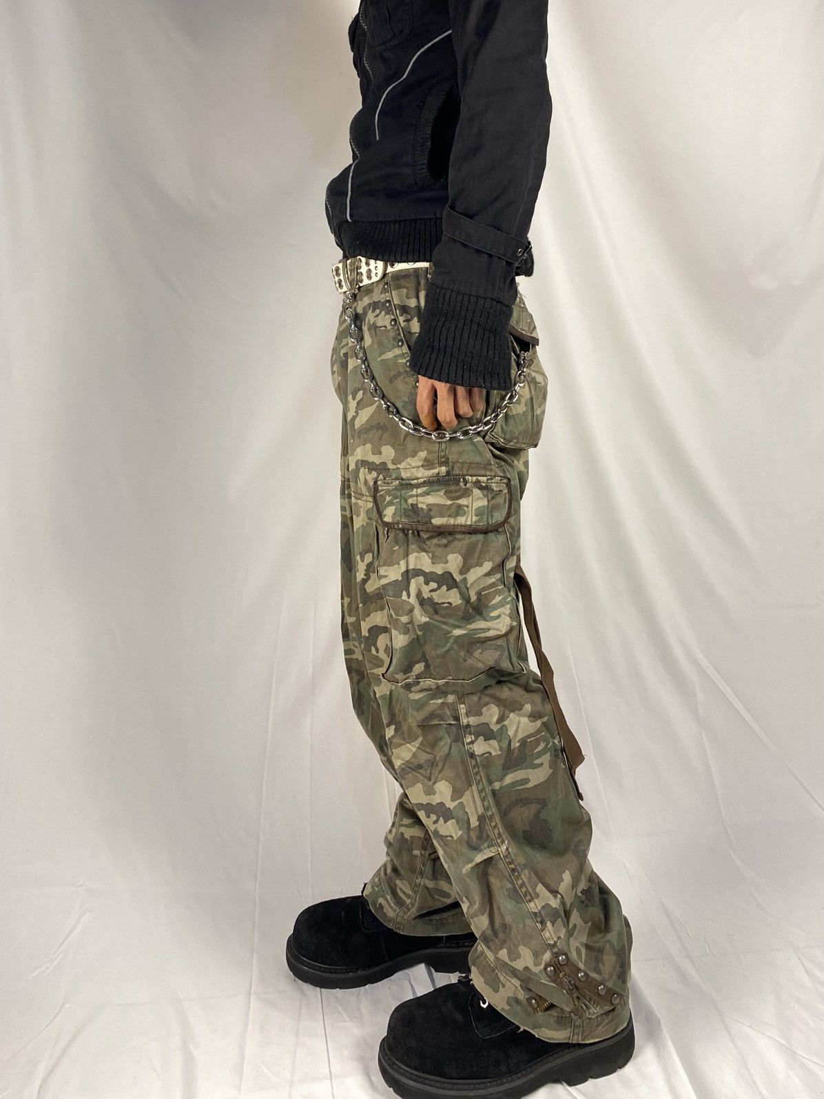 Jun Takahashi 2000 Jun Men Cargo Camo Studded Multipocket Bondage Size US 33 - 3 Thumbnail