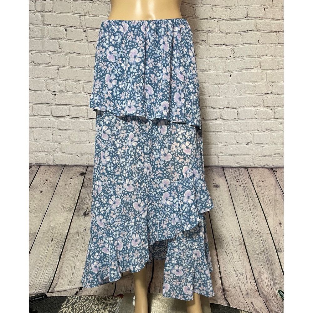 Free People New Free People Romance Me Blue Floral Half Slip Skirt Size Size 28" / US 6 / IT 42 - 1 Thumbnail