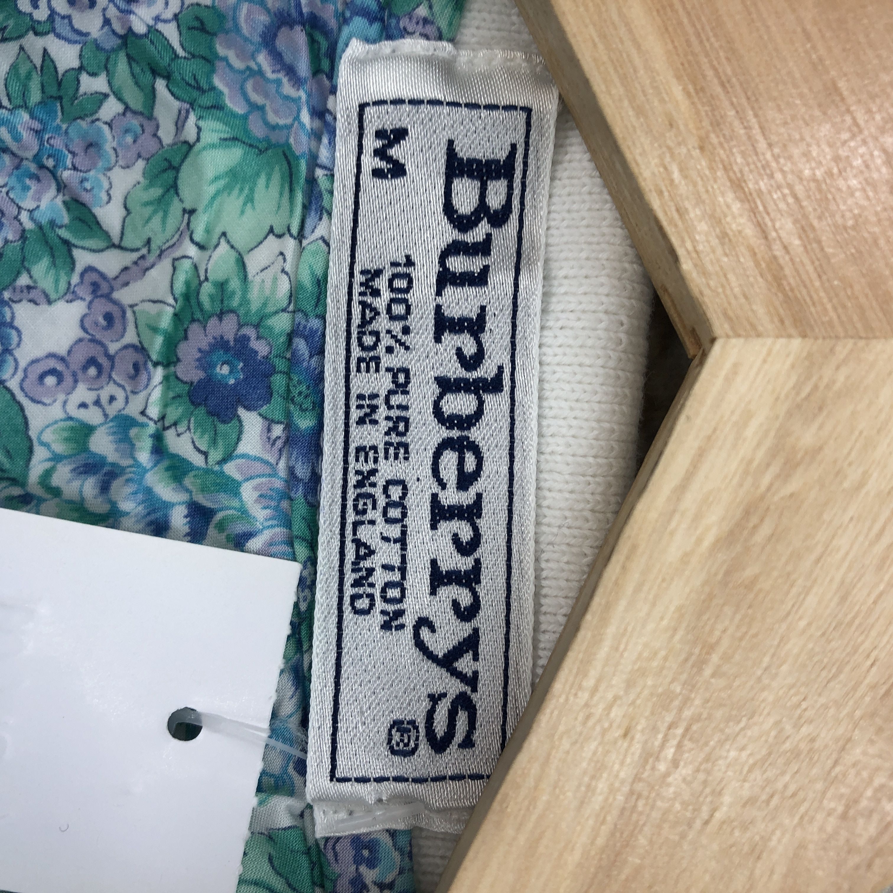 Burberry × Vintage Vintage 90s Burberry T Shirt Vintage Burberrys Polo Tees Size US M / EU 48-50 / 2 - 5 Thumbnail