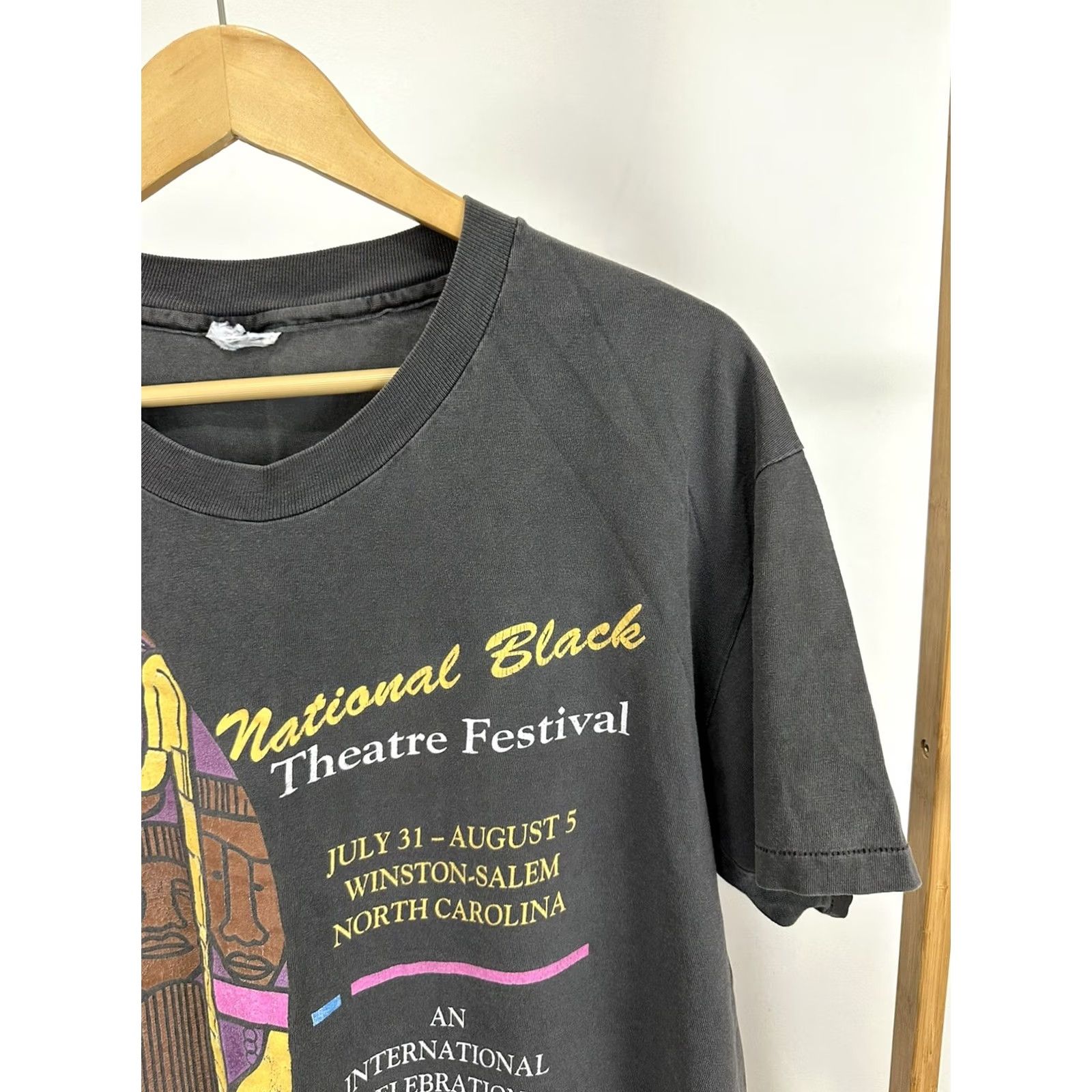 Vintage VINTAGE National Black Theatre Festival HBCU Art History Faded Rap T-Shirt XL Black Men Size US XL / EU 56 / 4 - 4 Thumbnail
