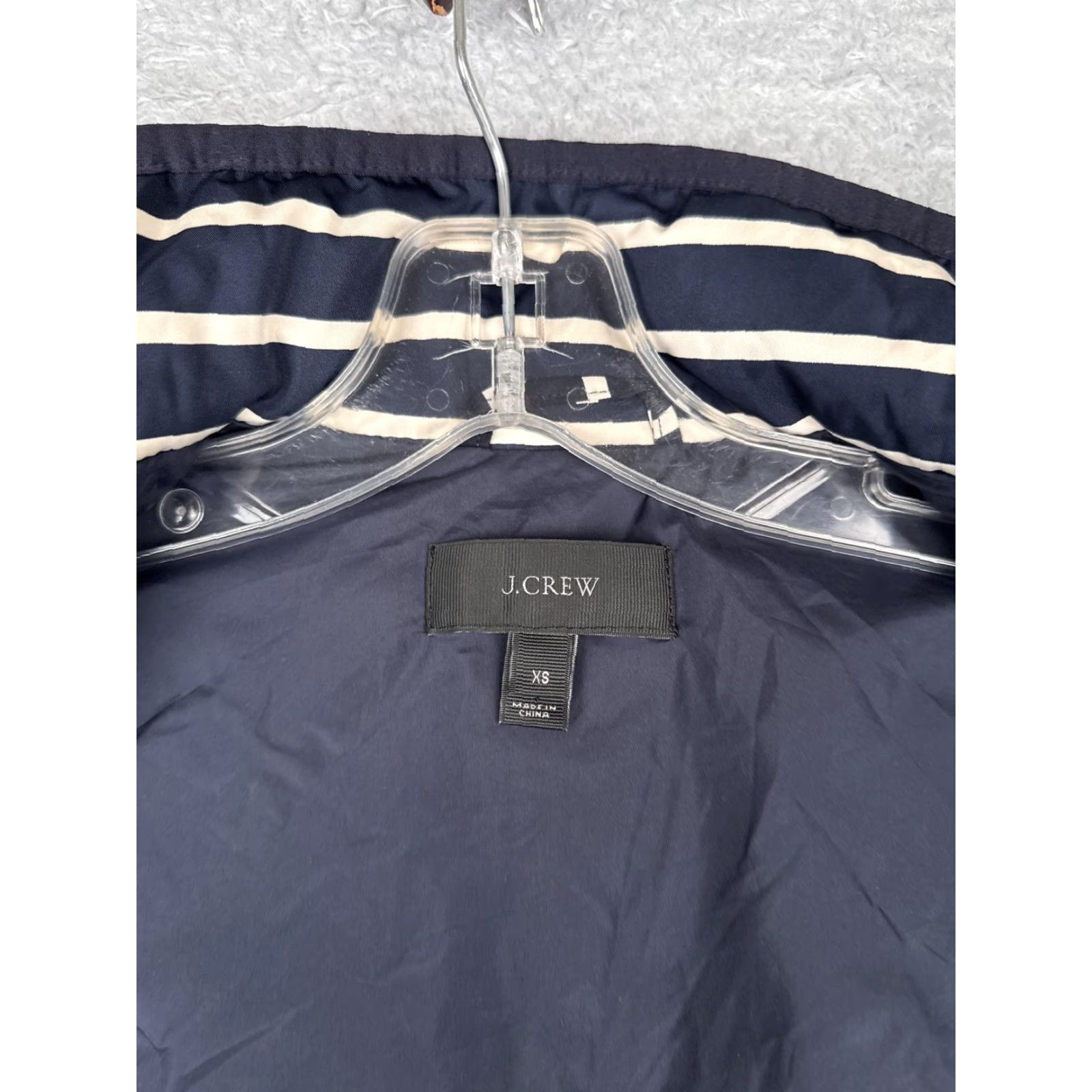 J.Crew J.CREW Vest Womens XS Navy White Stripe Quilted Puffer Down Fill Lightweight Zip Casual Knit Size XS / US 0-2 / IT 36-38 - 3 Thumbnail