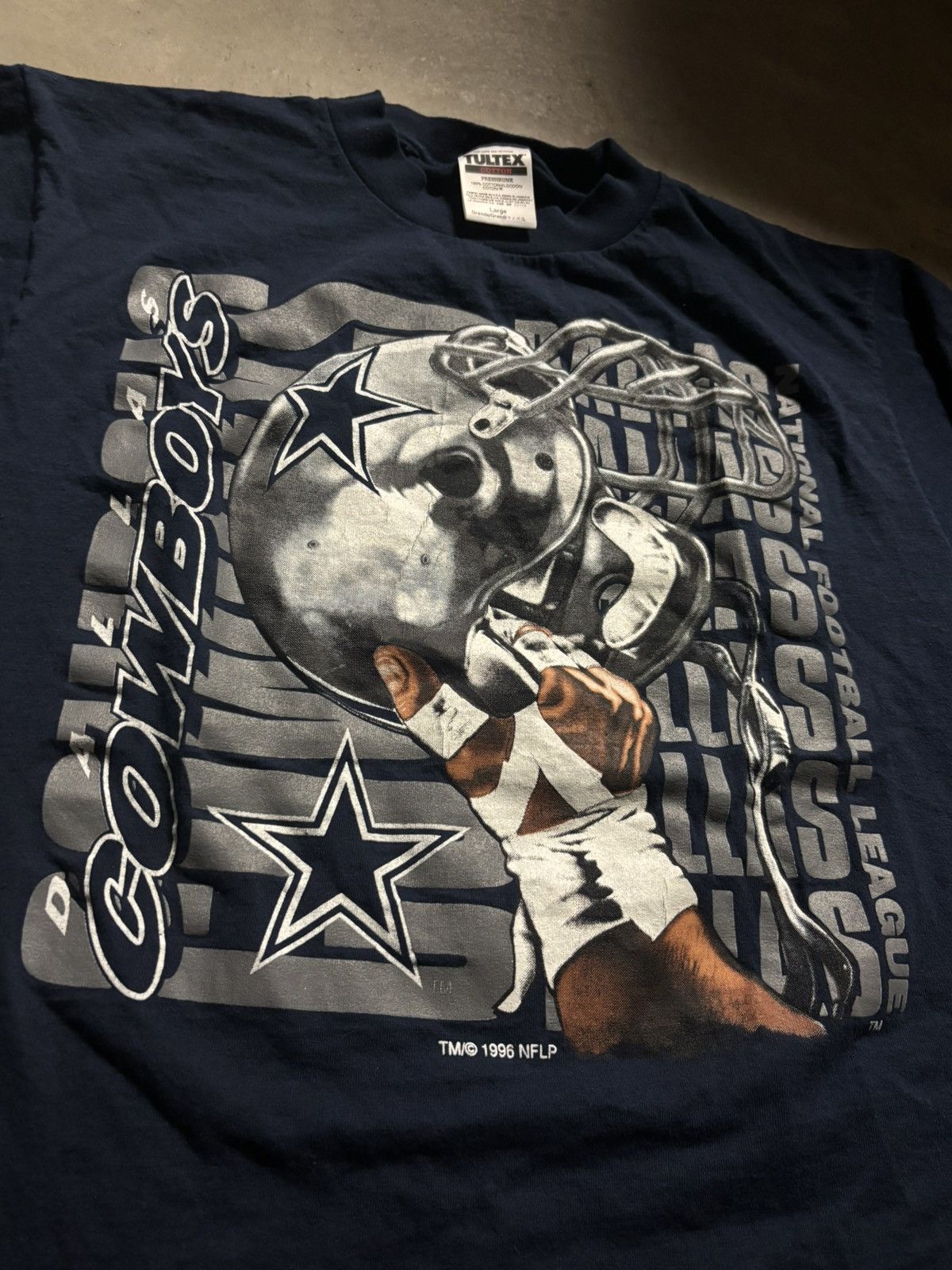 NFL × Vintage vintage 1996 dallas cowboys helmet tee Size US L / EU 52-54 / 3 - 5 Thumbnail
