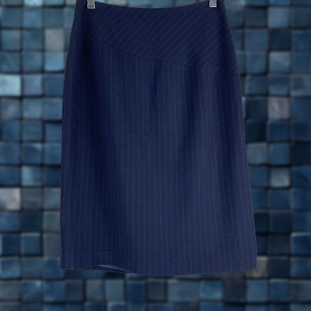 VINTAGE Worth Women's Wool Pencil Skirt Size Knee Length Side