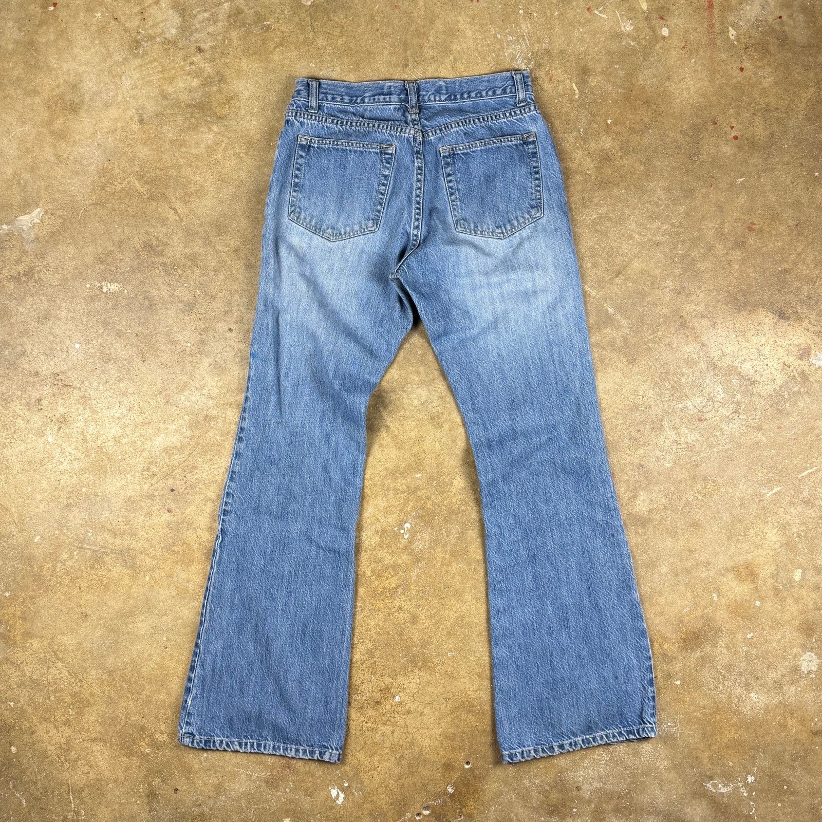 Gap GAP Low Rise Flare Vtg Jeans Women’s Size 6 Paint Y2K Denim Size 28" / US 6 / IT 42 - 5 Thumbnail