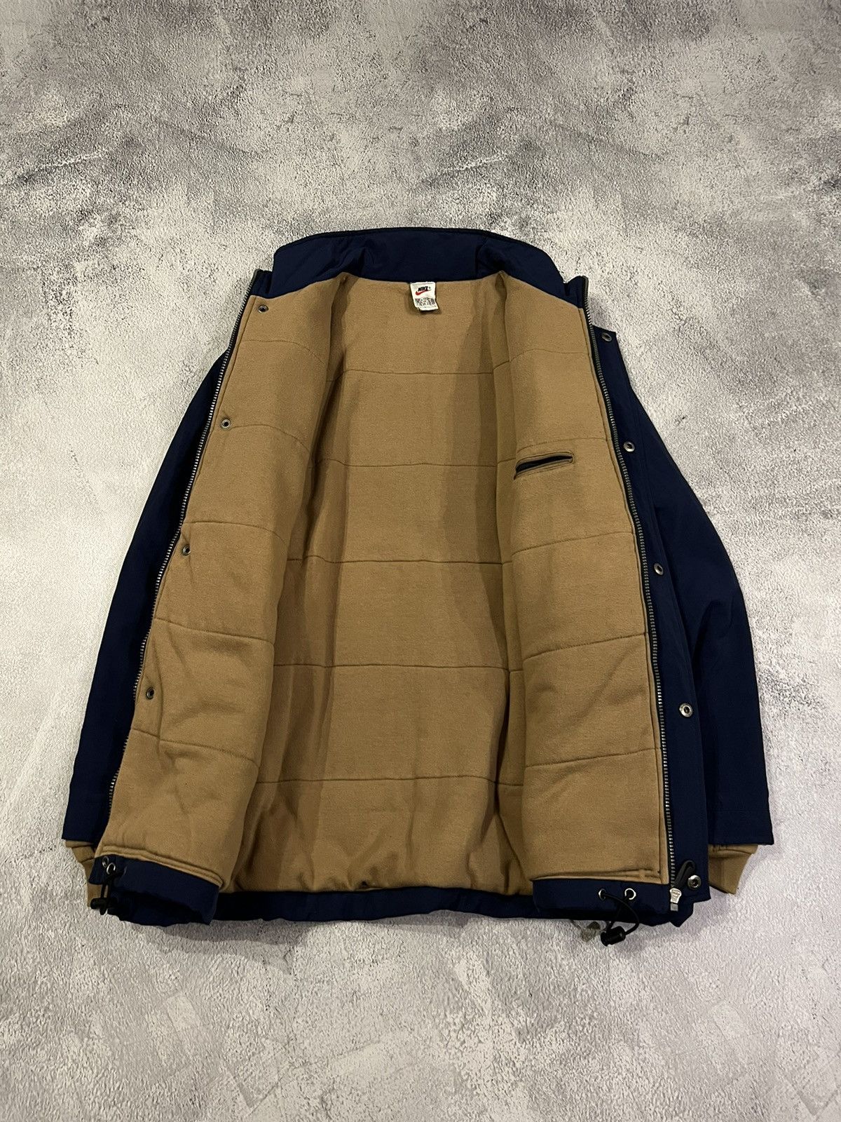 Nike × Vintage Vintage Y2k Nike Nylon Big Swoosh Jacket 00’s Size US L / EU 52-54 / 3 - 11 Thumbnail