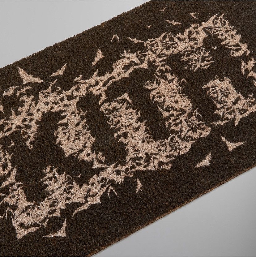 DC Comics × Kith Kith Batman Bats Classic Logo Doormat Size ONE SIZE - 3 Thumbnail