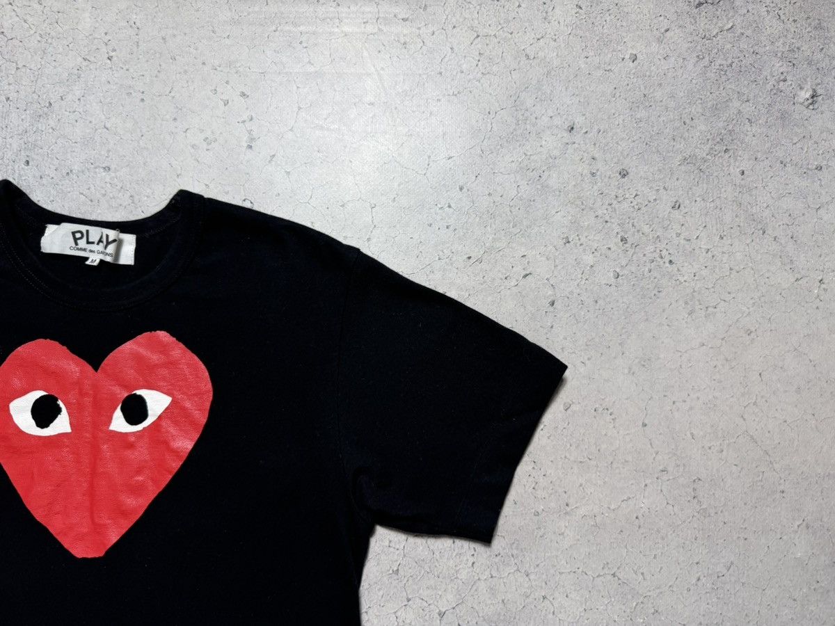 Comme Des Garcons PLAY CDG Luxury T-Shirt Love Big Logo