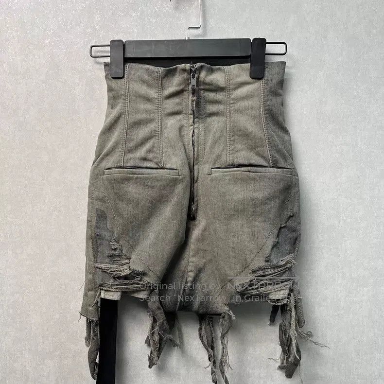 Rick Owens Rick Owens size S Distressed Fringe Shorts Size US 27 - 1 Thumbnail