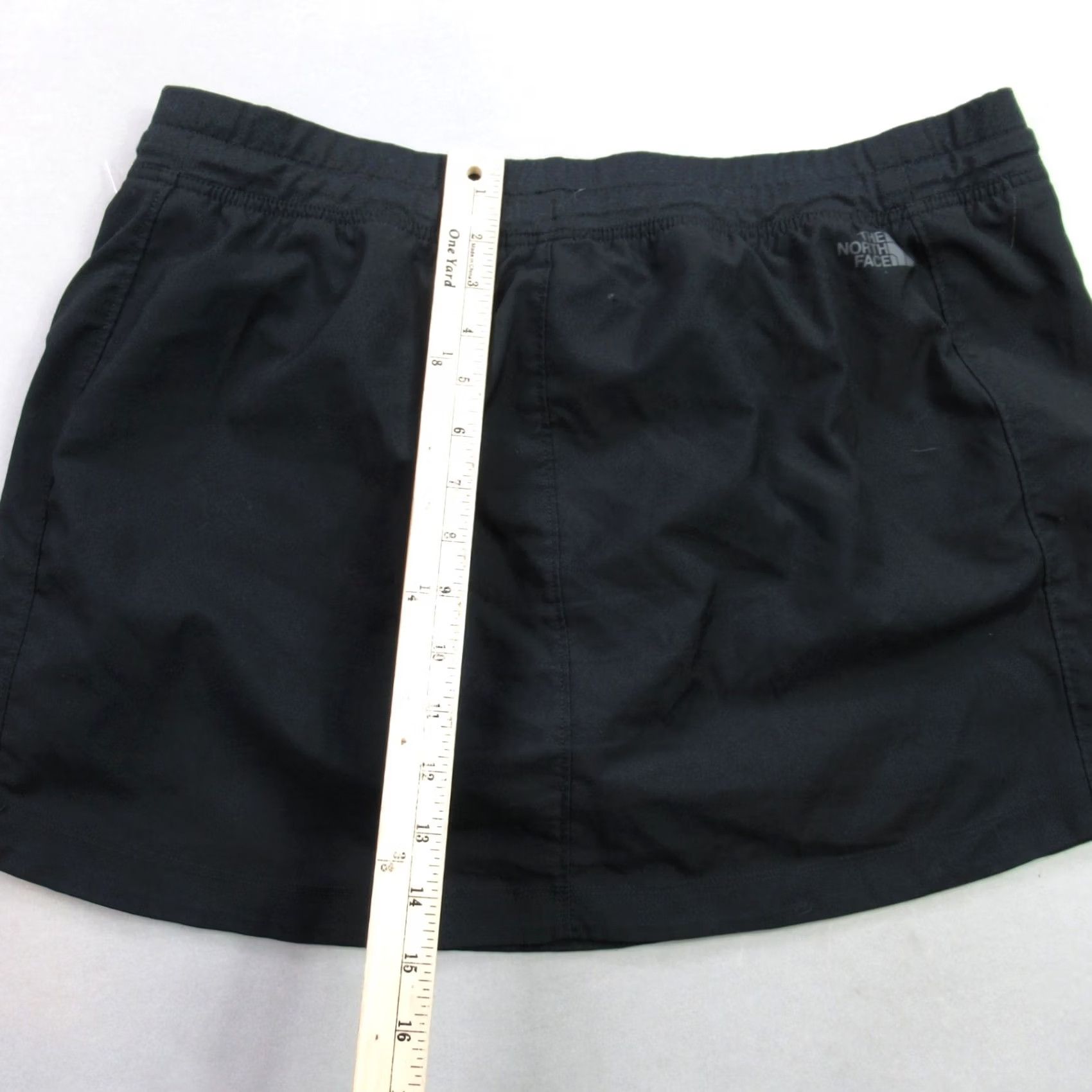 The North Face The North Face Skirt Womens XL Lightweight Outdoors Golf Tennis Black Casual Size 40" / US 18 - 8 Thumbnail