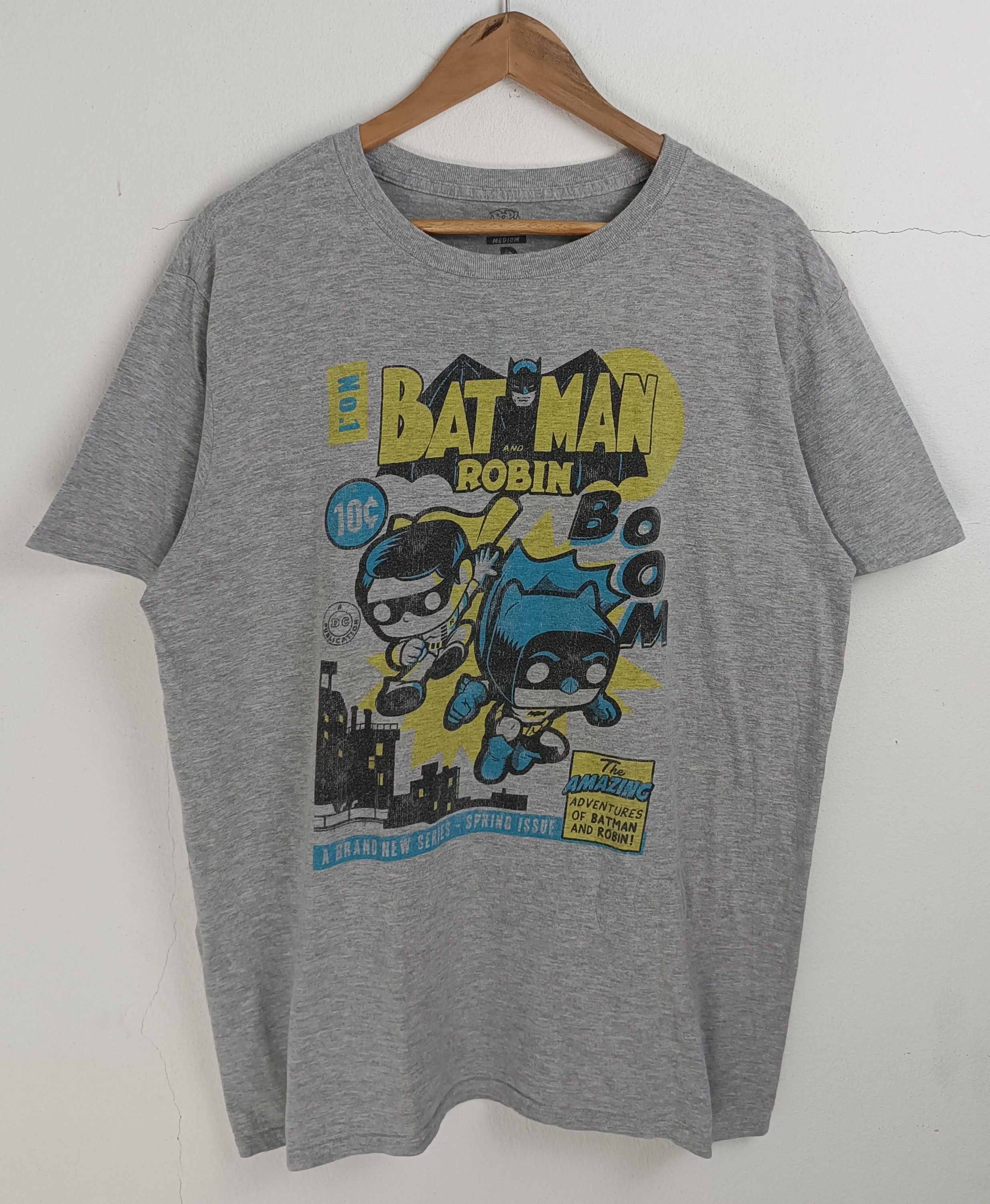 DC Comics VINTAGE BATMAN FUNKO POP TEE CUTE FUNNY SUPERMAN Size US L / EU 52-54 / 3 - 3 Thumbnail