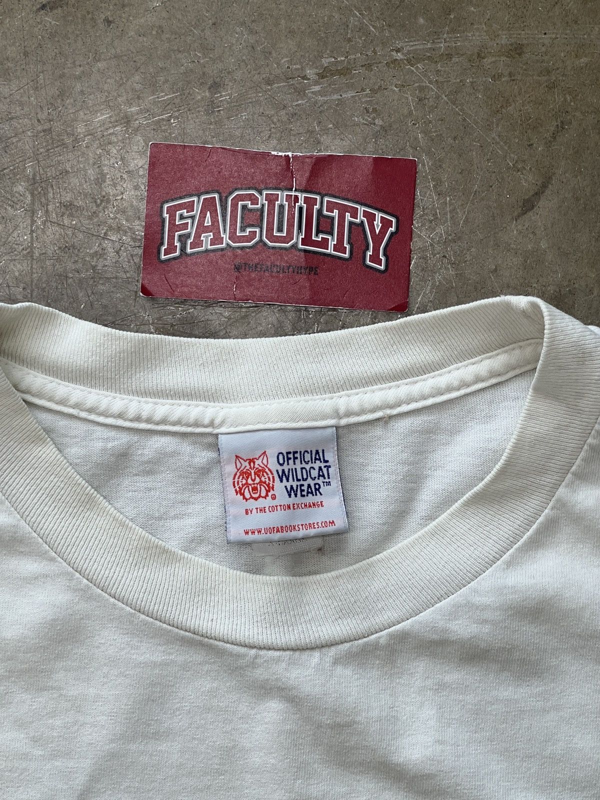 NCAA × Vintage Vintage University of Arizona Wildcats Tee XL Size US XL / EU 56 / 4 - 3 Thumbnail