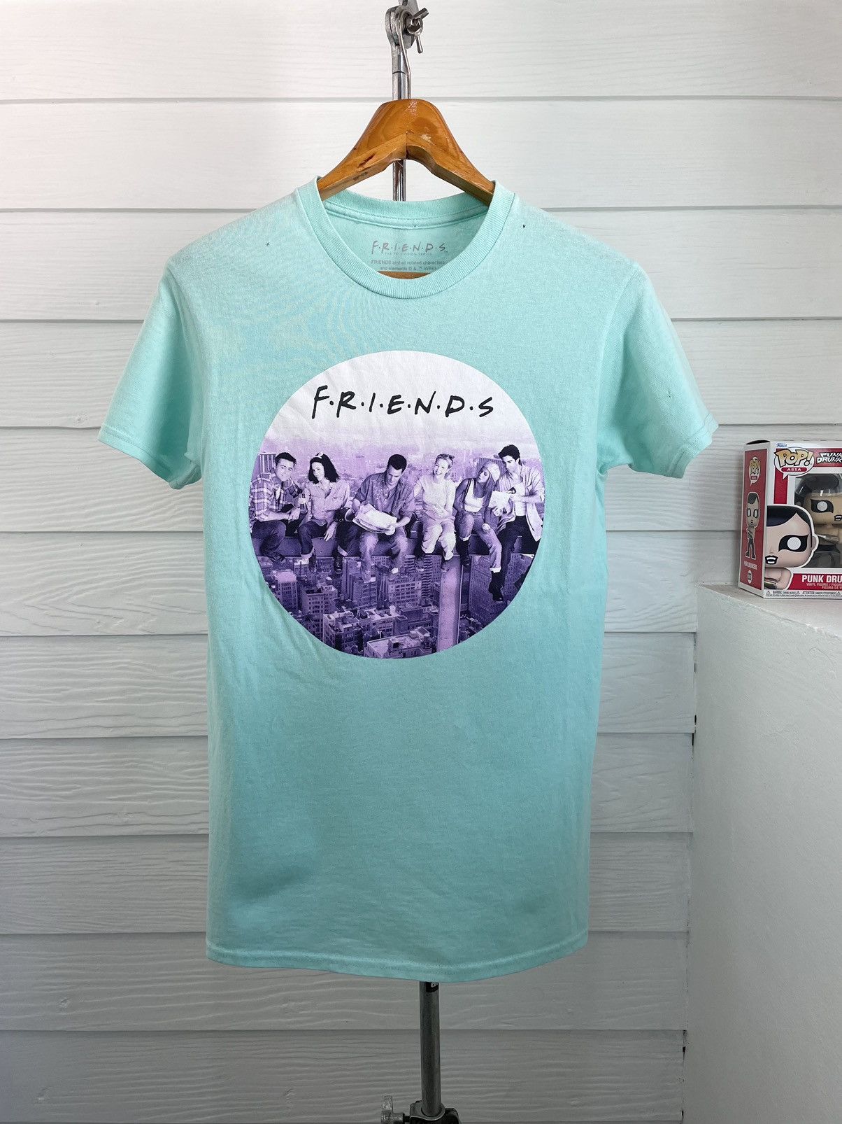 Warner Bros FRIENDS TV SITCOM (2020) Size US S / EU 44-46 / 1 - 1 Thumbnail