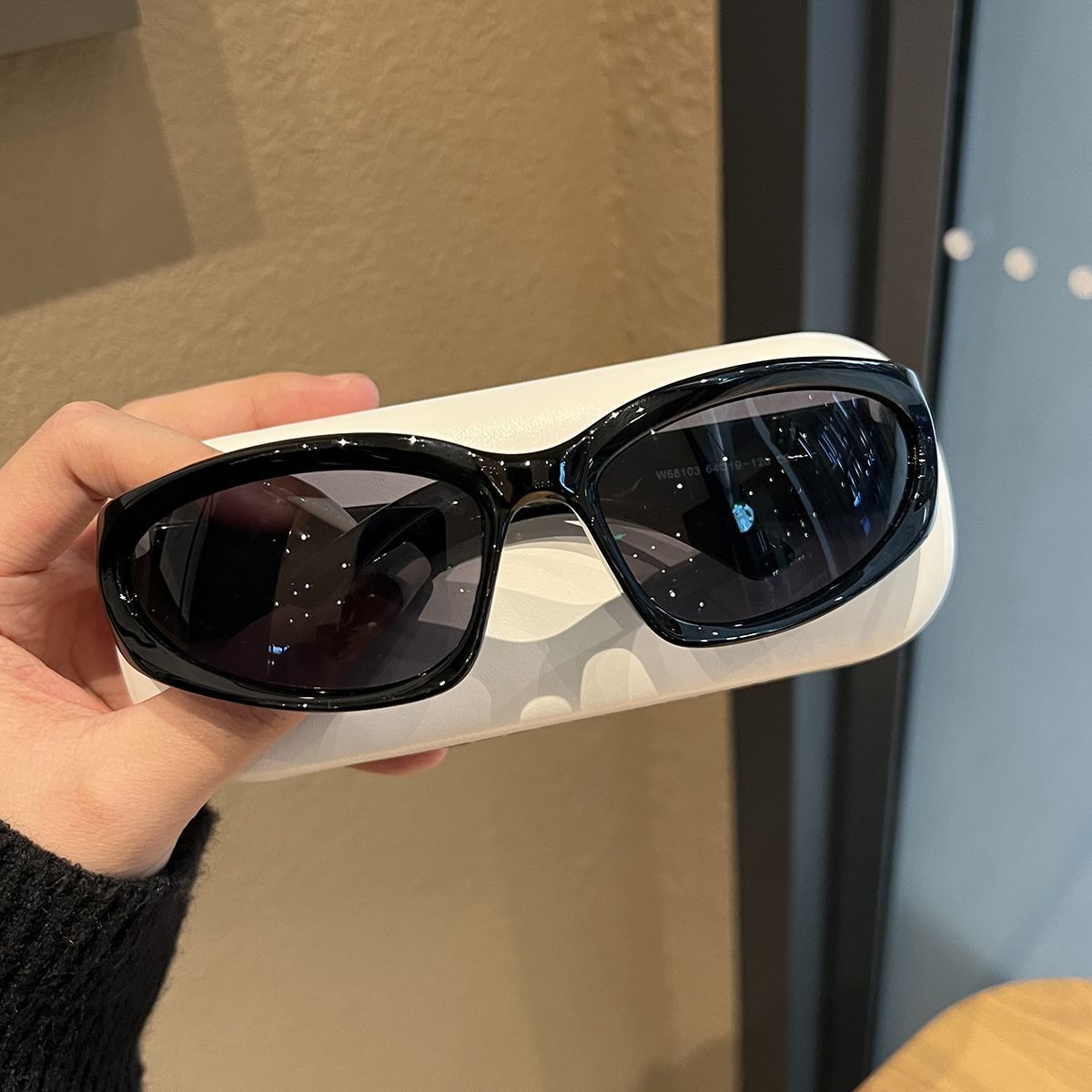 VIBE Rare Street ins style custom avant-garde sunglasses Size ONE SIZE - 4 Thumbnail
