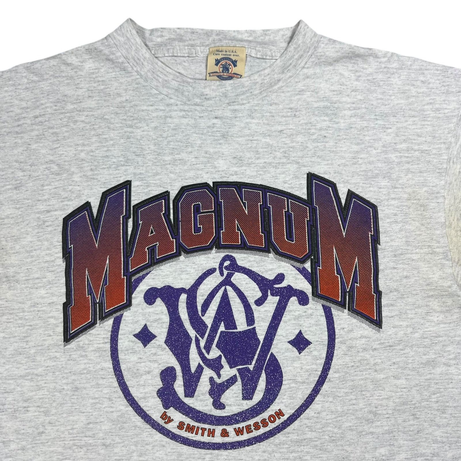 Vintage Vintage 90s Smith & Wesson Magnum Revolver gun tee (XL) Size US XL / EU 56 / 4 - 2 Thumbnail