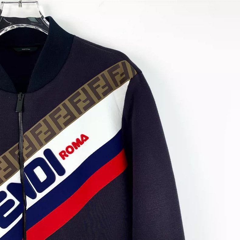 Fendi Fendi Logo Zip Jacket in Dark Color Size US XS / EU 42 / 0 - 3 Thumbnail