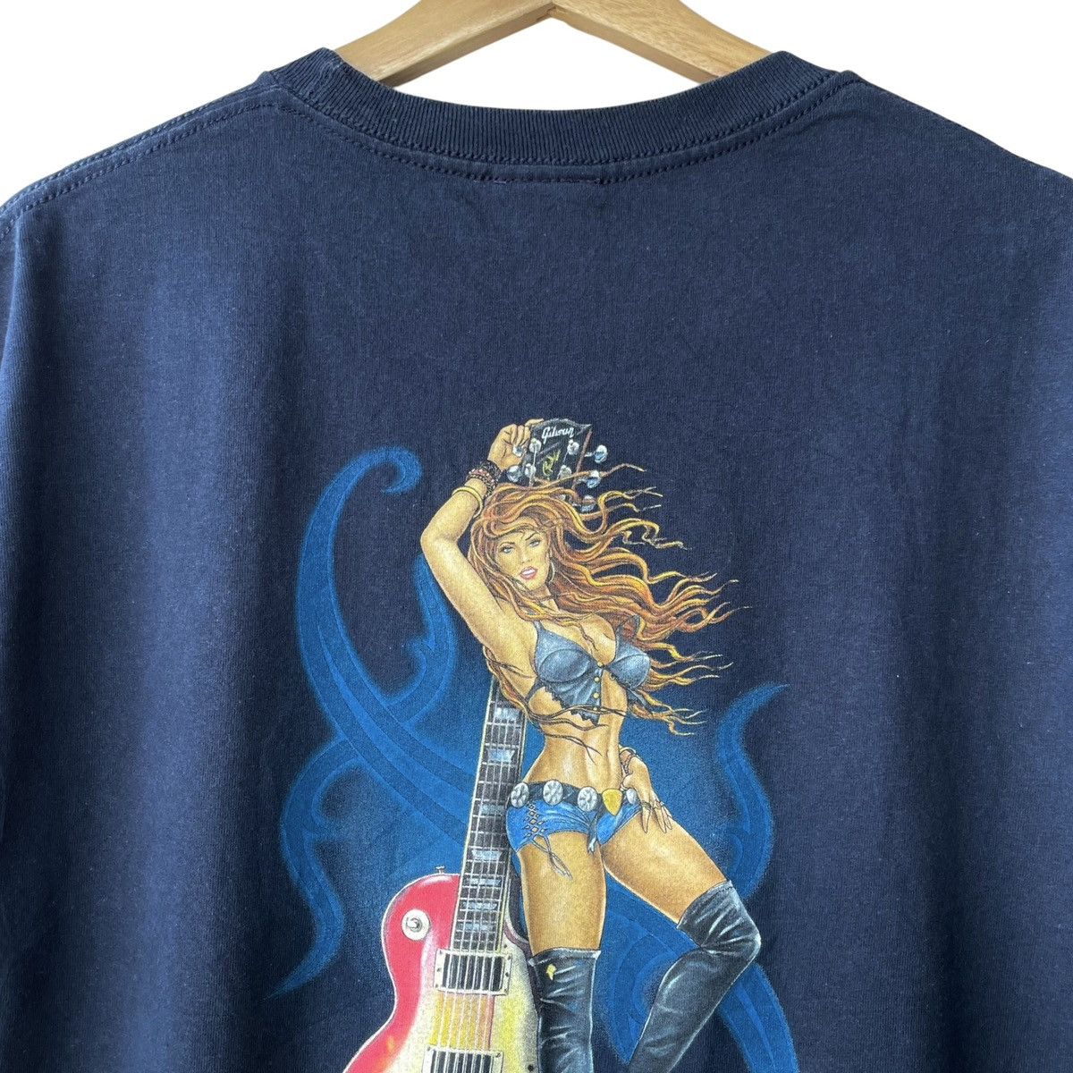 Vintage Gibson Guitars Dangerous Curves 2000s Promo Tee Size US L / EU 52-54 / 3 - 4 Thumbnail