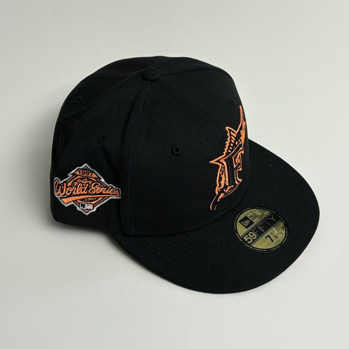New Era Florida Marlins 1997 World Series New Era Fitted Hat 7 1/8 Size ONE SIZE - 1 Thumbnail