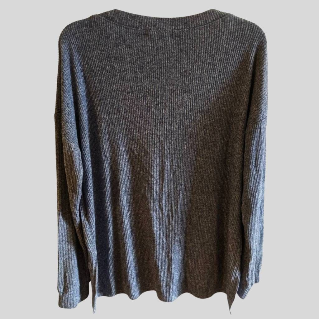 Forever 21 Forever 21 Gray Ribbed V-Neck Sweater Women’s M Long Sleeve Size M / US 6-8 / IT 42-44 - 2 Thumbnail