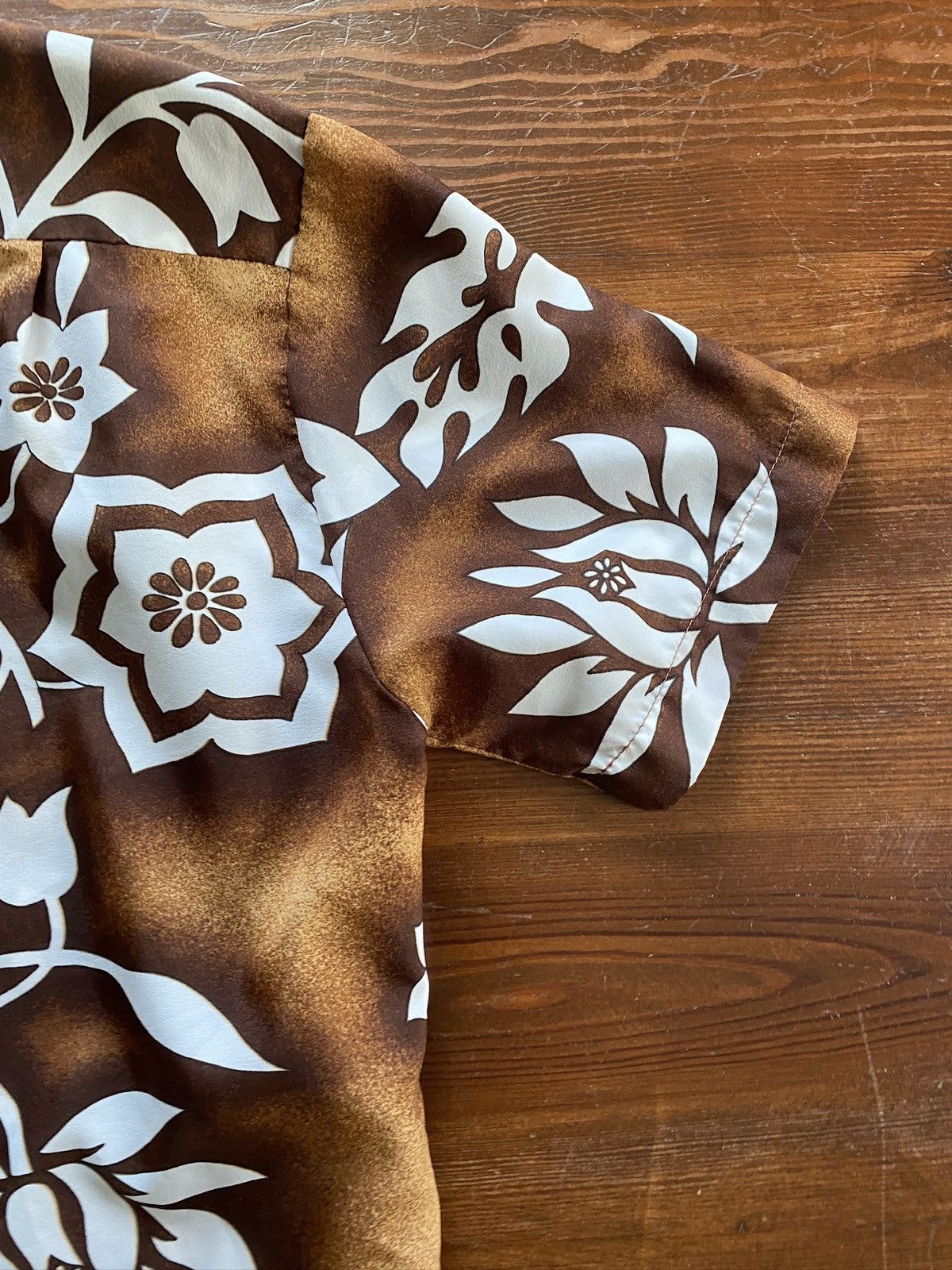 Vintage Vintage 60’s/70’s Brown Hawaiian Shirt Button Up Size US M / EU 48-50 / 2 - 14 Thumbnail