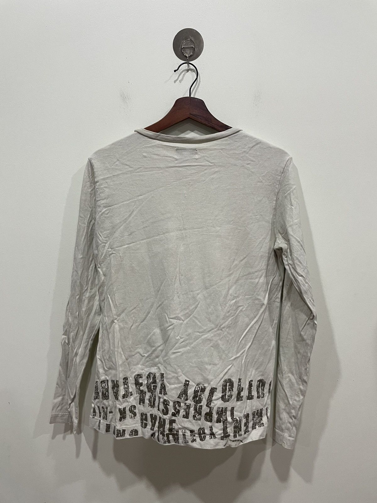 Boycott Boycott Vneck Tshirt Size US S / EU 44-46 / 1 - 2 Thumbnail