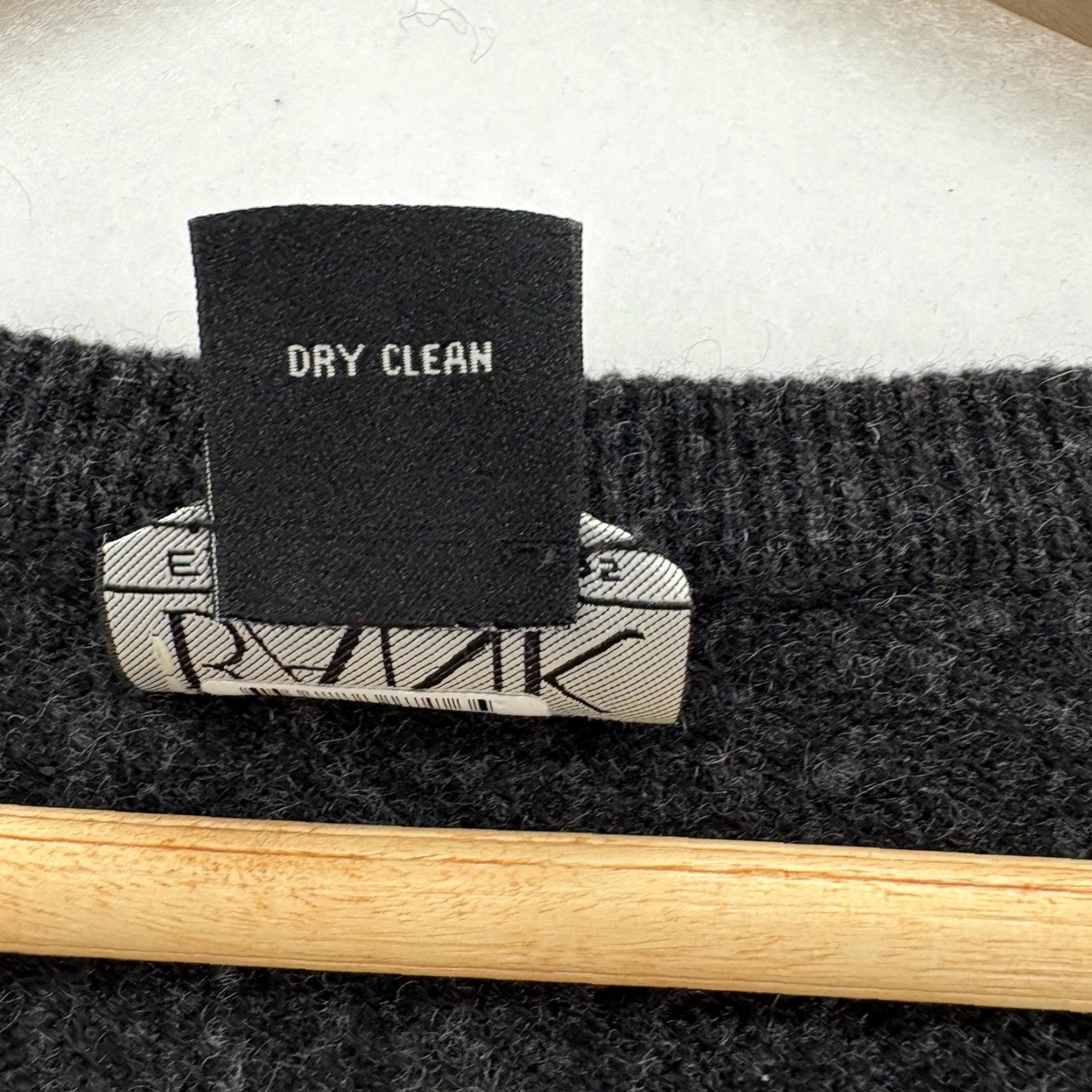 Jos. A. Bank Jos. A. Bank Sweater Mens XL Gray 100% Cashmere V Neck Knit Pullover Soft Preppy Size US XL / EU 56 / 4 - 5 Thumbnail