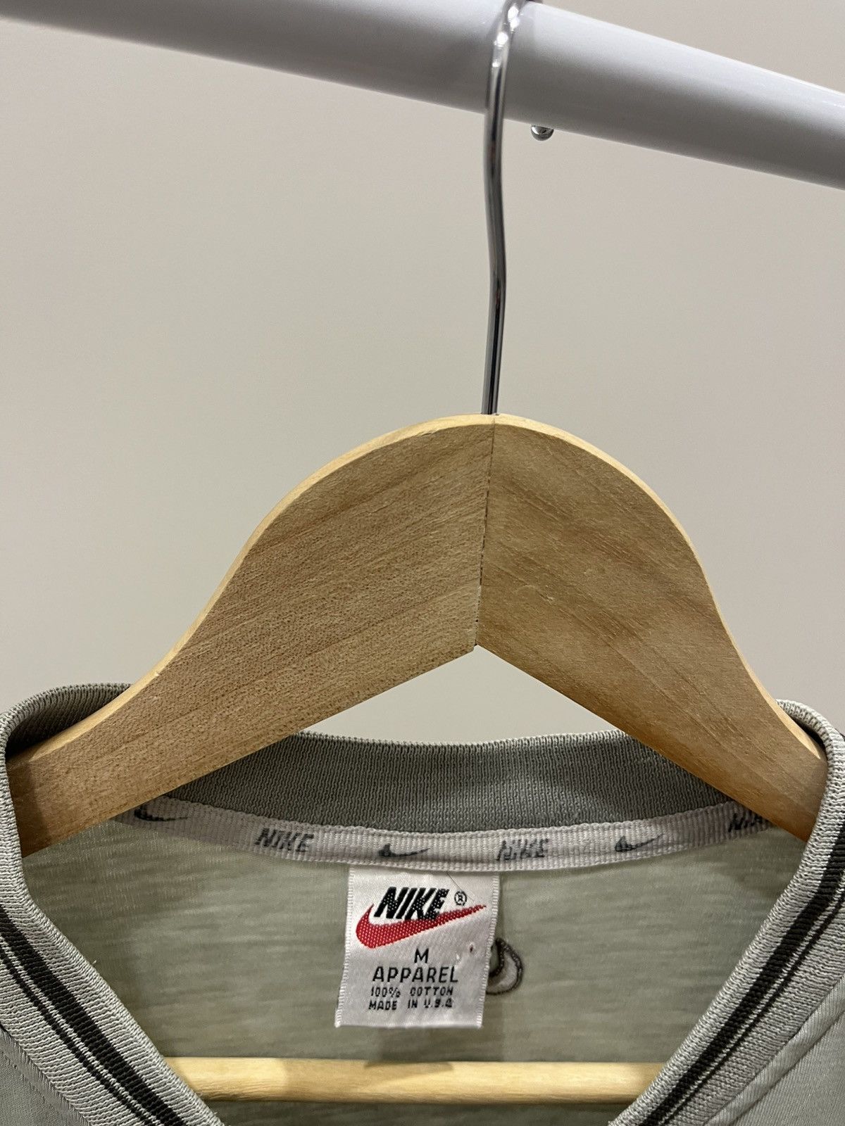 Nike 🚨Nike Vintage 80s T Shirt 90s Small Logo Y2k USA Affliciton Size US M / EU 48-50 / 2 - 4 Thumbnail