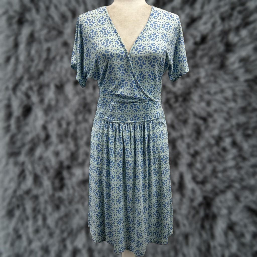 Vineyard Vines Vineyard Vines Dress Womens Medium GUC Knee Length Jersey Short Sleeve Faux Wrap Size M / US 6-8 / IT 42-44 - 1 Thumbnail