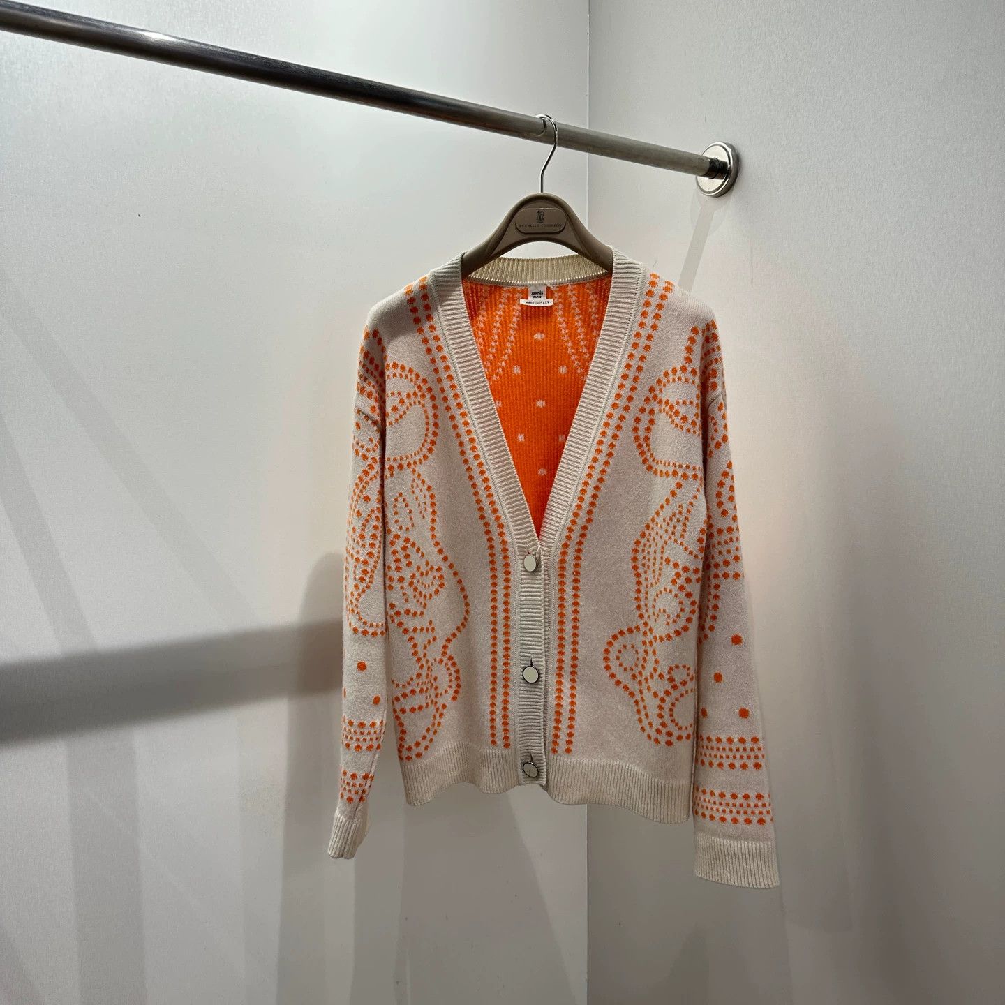 Hermes Hermes mar329 polka dot logo letter cashmere cardigan 34 Size XS / US 0-2 / IT 36-38 - 1 Thumbnail