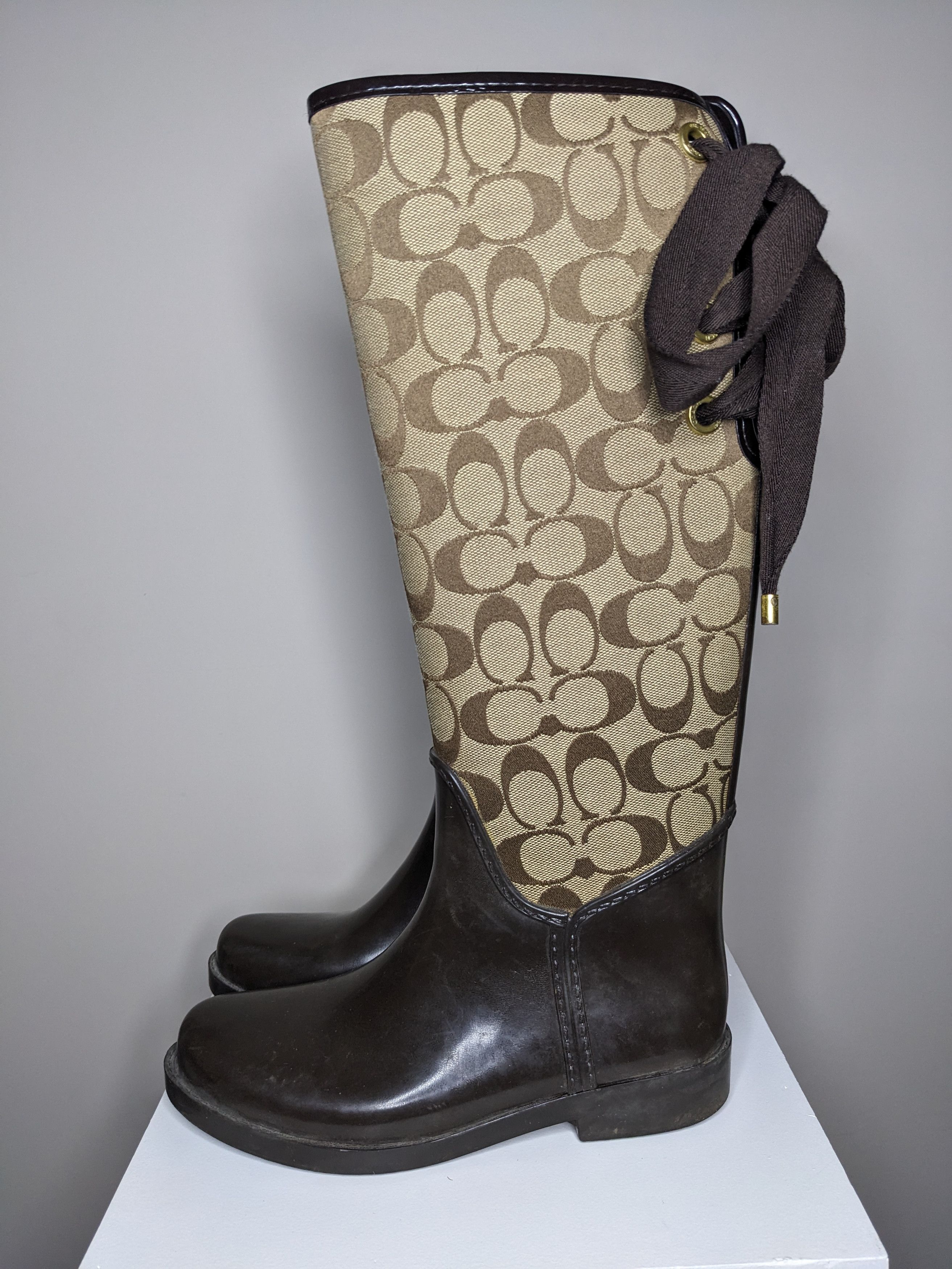 Coach Coach Tristee Signature Print Lace Up Rain Boots Size 5B AOP Size US 5 / IT 35 - 2 Thumbnail