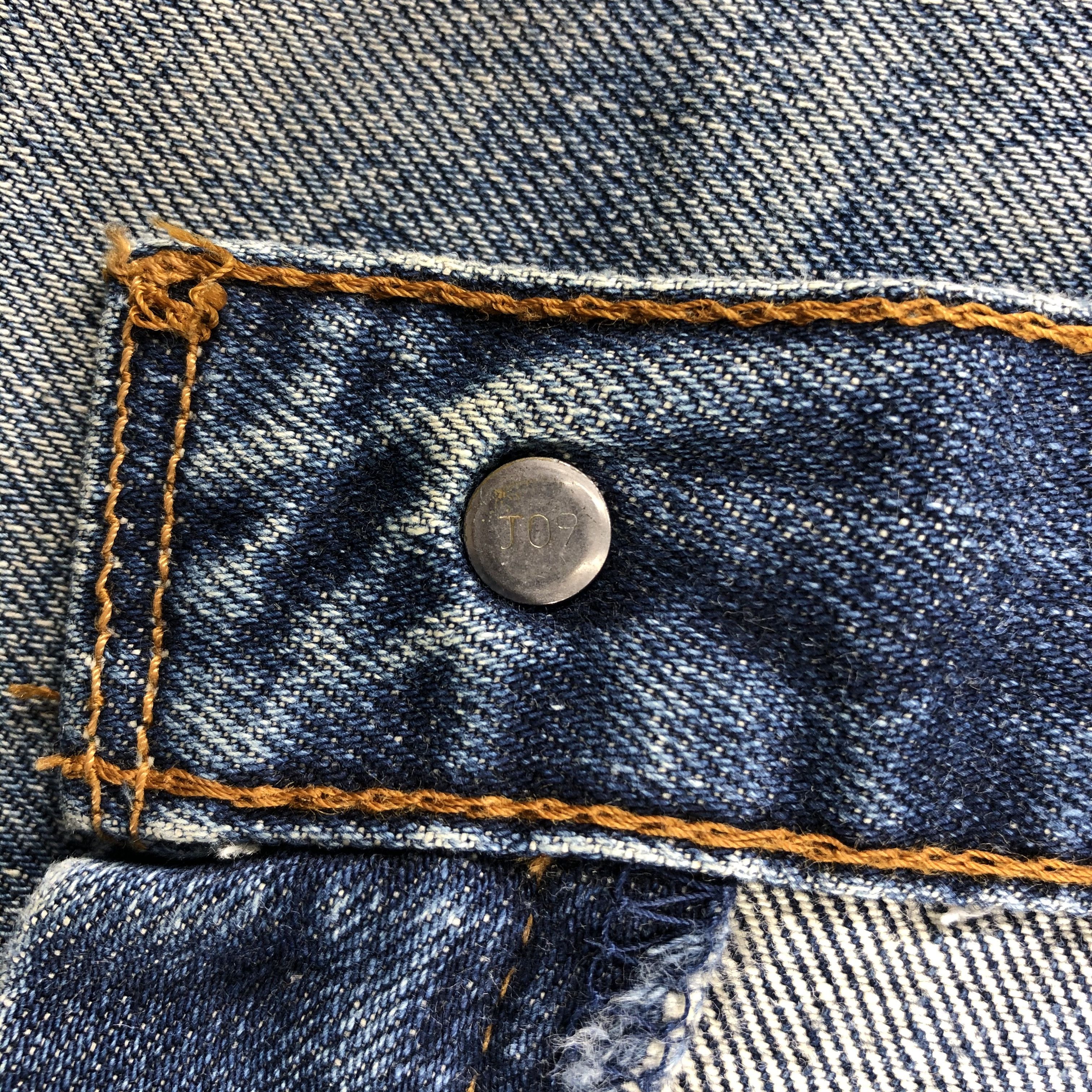Levi's Vintage Levis 503 Jeans Distress Dark Wash Denim KJ851 Size US 32 / EU 48 - 15 Thumbnail