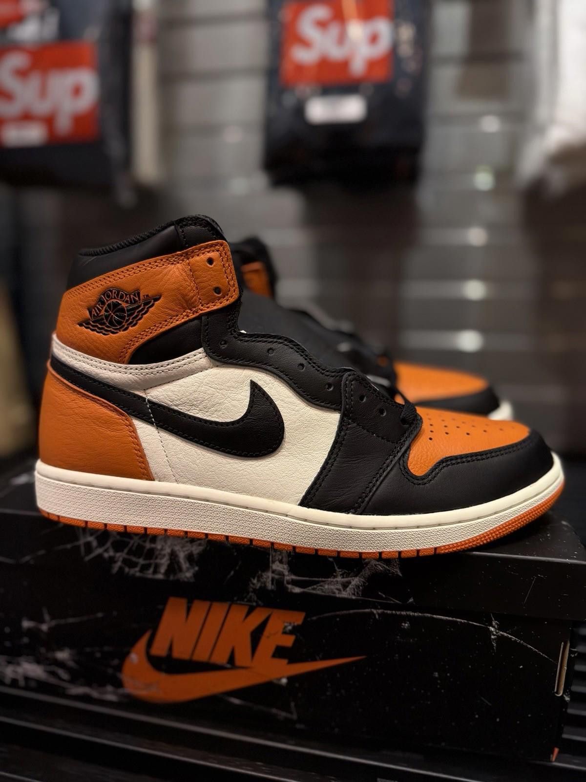 Jordan Brand Size 11 Air Jordan 1 Retro OG 2025 High Shattered Backboard Size US 11 / EU 44 - 1 Thumbnail