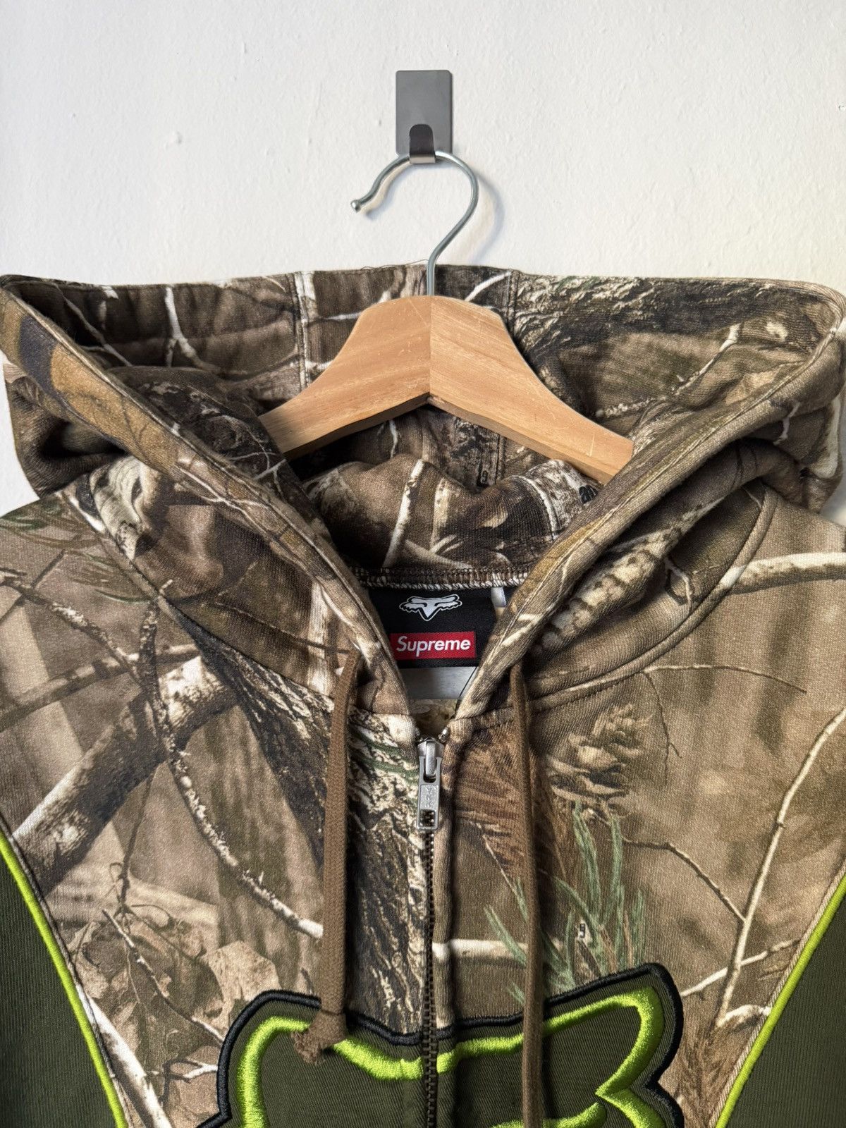 Fox Racing × Supreme Supreme FW25 Fox Racing Zip Up Hooded Sweatshirt Size XL NWT Size US XL / EU 56 / 4 - 2 Thumbnail