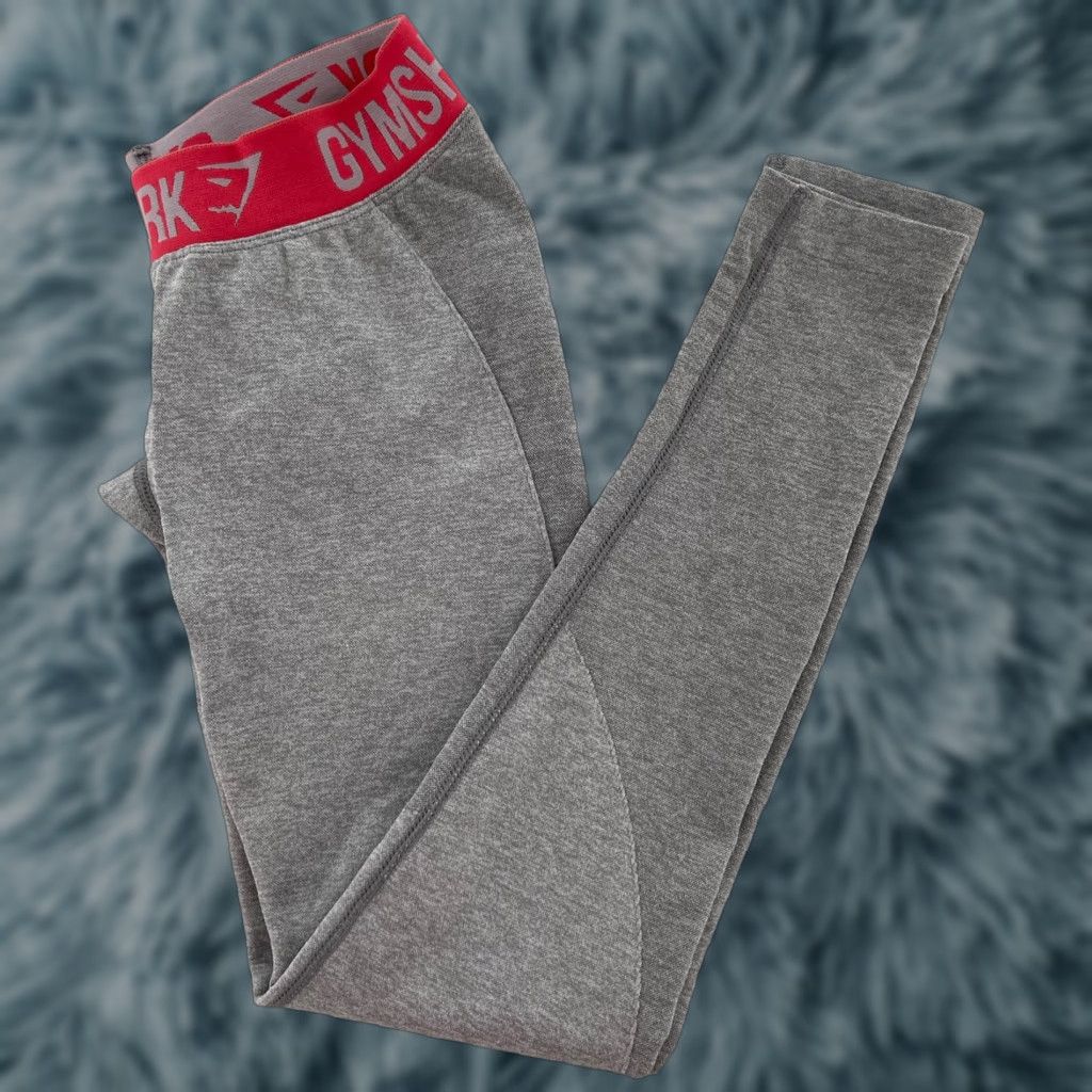 Gymshark Gymshark Dry Women's Small Gray Pink Leggings Gym Athletic Activewear Yoga Ladies S Compression Tapered Leg Pattern Solid Nylon Polyester Elastane Size 28" / US 6 / IT 42 - 1 Thumbnail