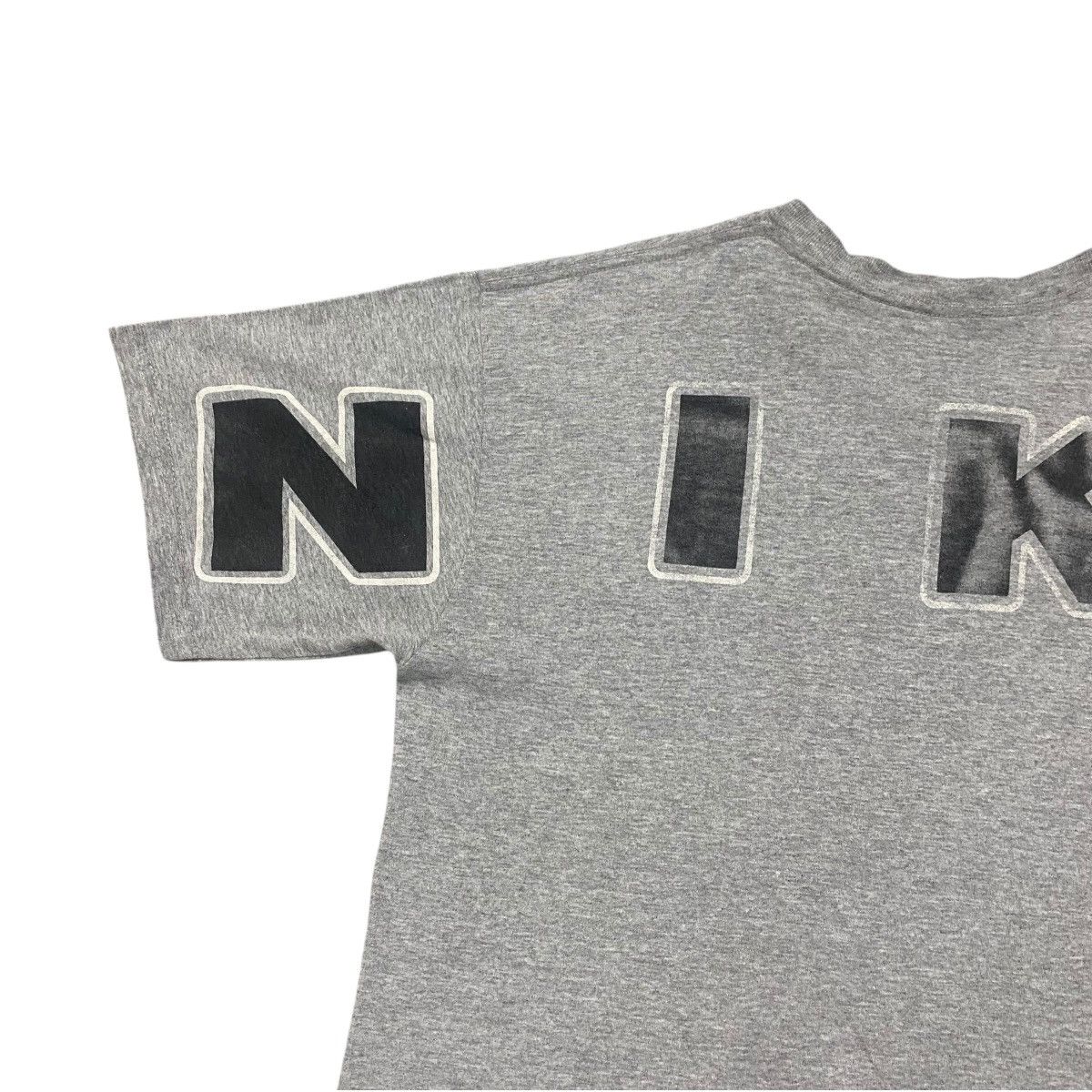 Vintage Vintage 90s Nike Shirt Spellout Backhit Size US L / EU 52-54 / 3 - 8 Thumbnail