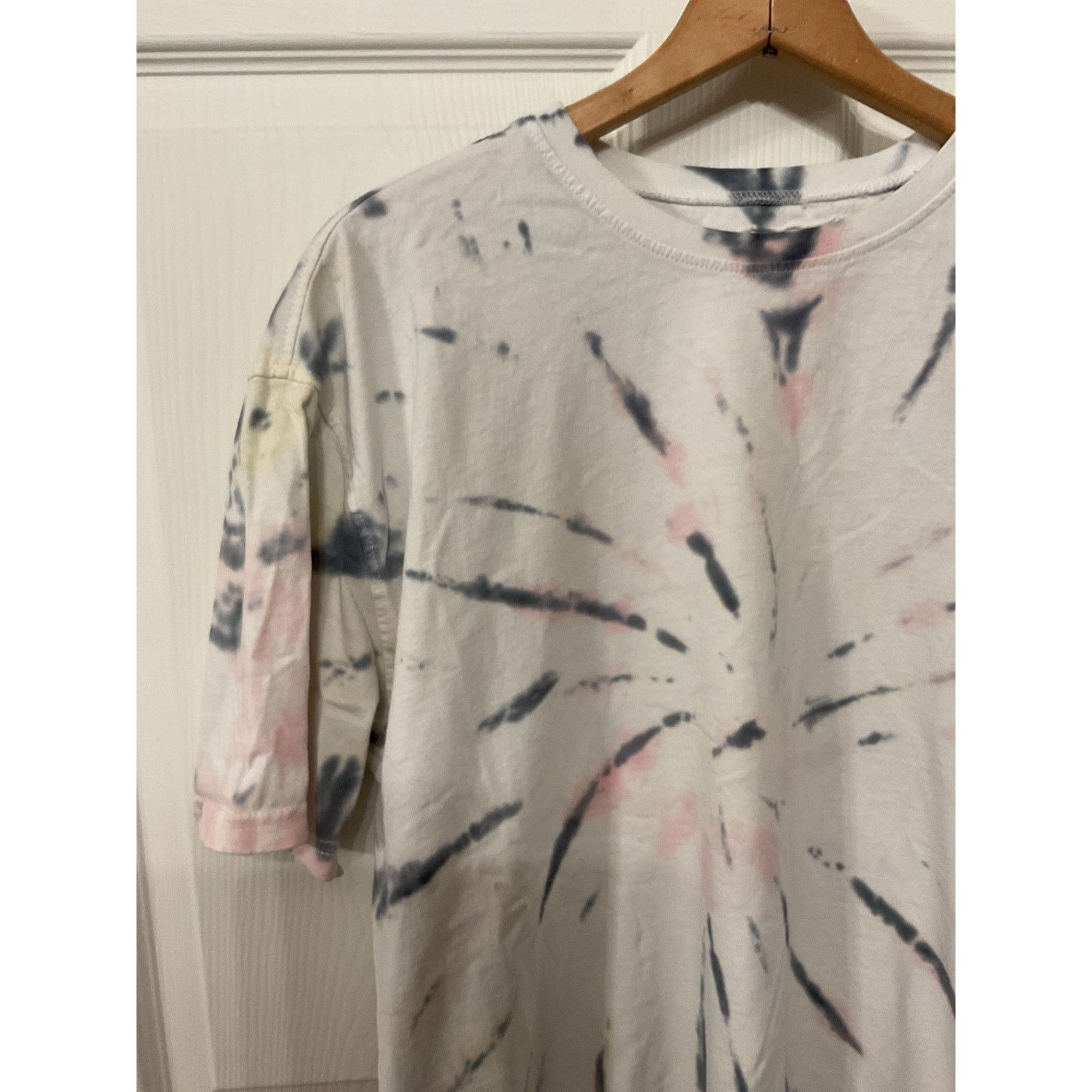YoungLA YoungLa Men's Multi-color Tie-Dyed Oversized Tee, M Size US M / EU 48-50 / 2 - 2 Thumbnail