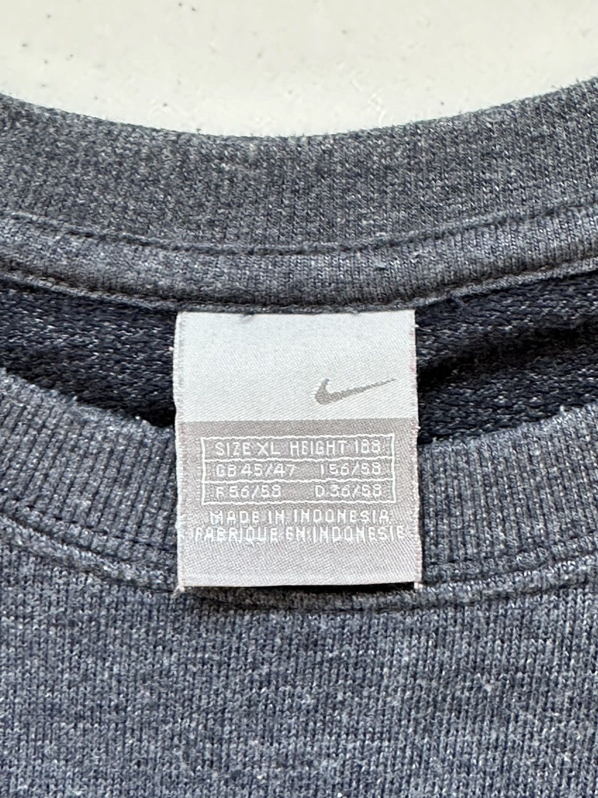 Nike × Vintage Vintage Y2k Nike Sweatshirt Big Swoosh Logo Size US XL / EU 56 / 4 - 4 Thumbnail