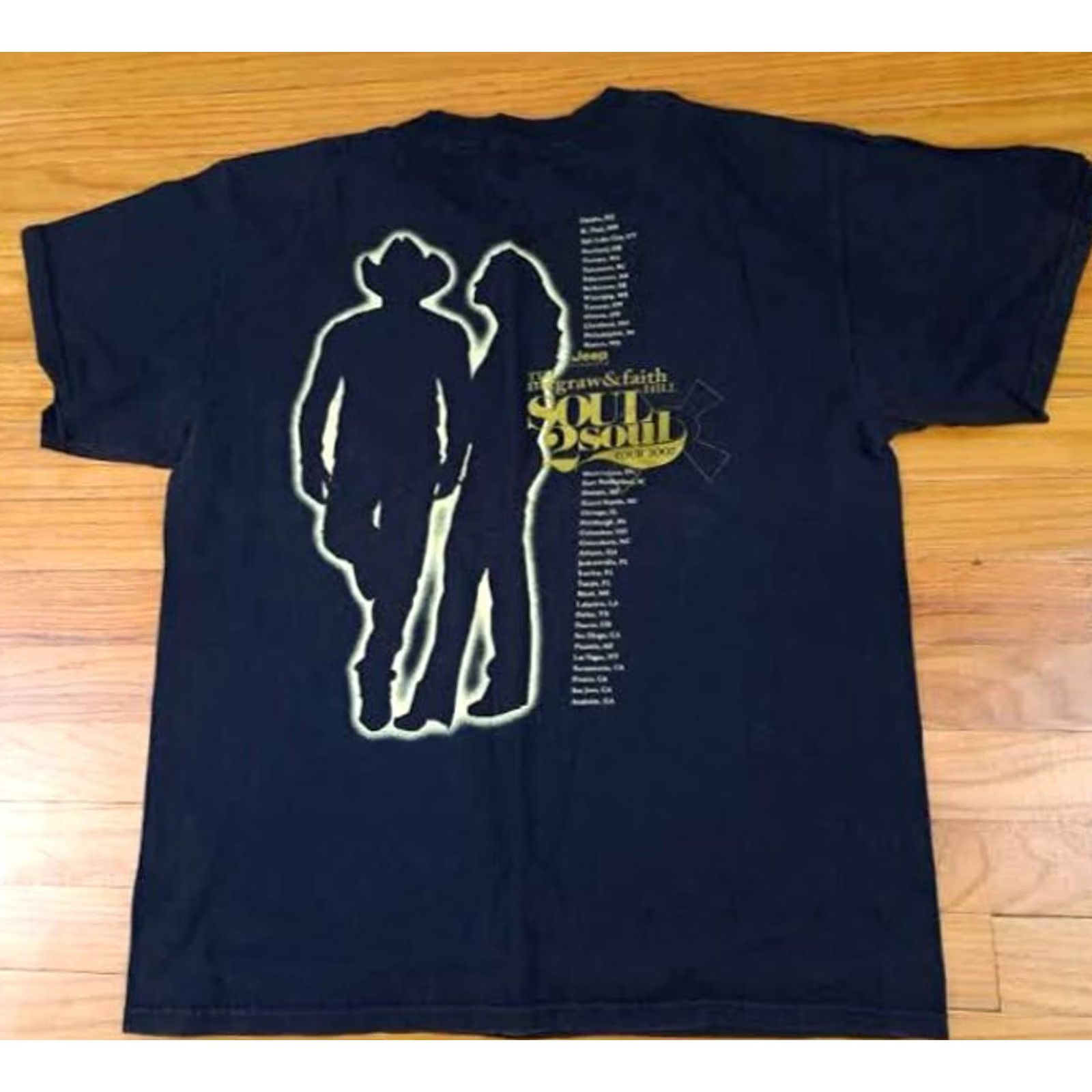 Vintage VINTAGE Tim Mcgraw&Faith Hill Concert T-Shirt Large Soul to Soul Tennessee River Music Mens Size US L / EU 52-54 / 3 - 7 Thumbnail