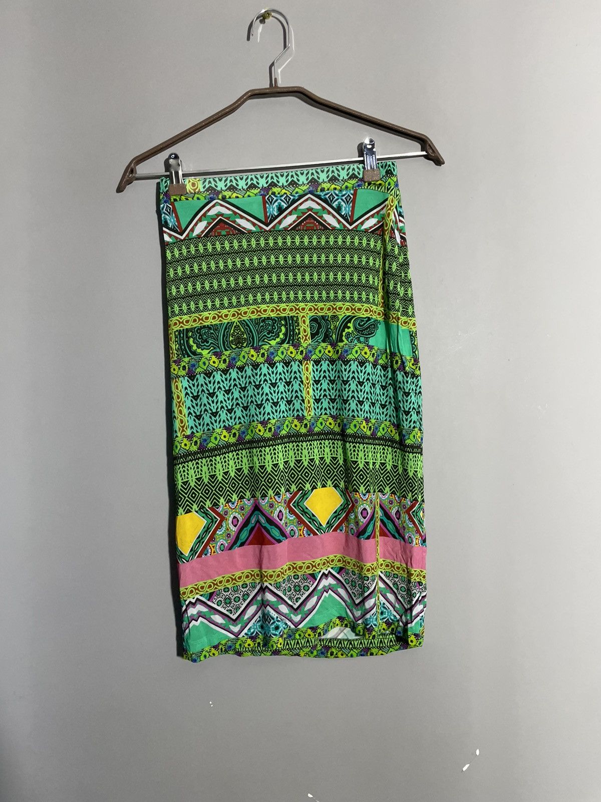 Vintage Etro Abstract Logo Women’s skirt size 40 Size 27" / US 4 / IT 40 - 4 Thumbnail