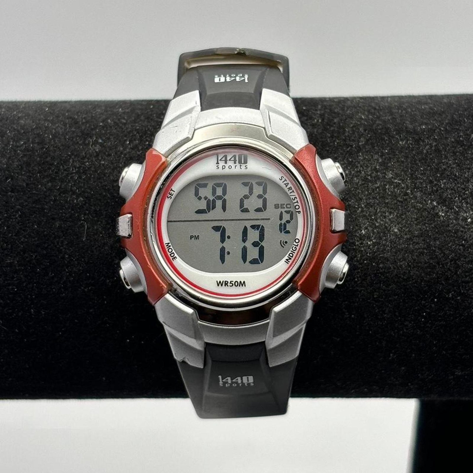 Other Black red sports watch Size ONE SIZE - 1 Thumbnail