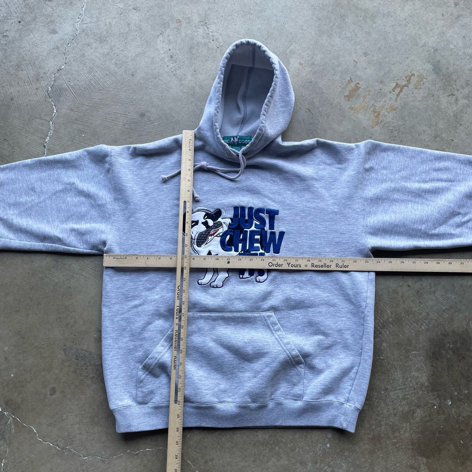 Vintage VINTAGE NIKE PARODY BIG DOGS HOODIE JUST CHEW IT SZ MEDIUM Size US M / EU 48-50 / 2 - 5 Thumbnail