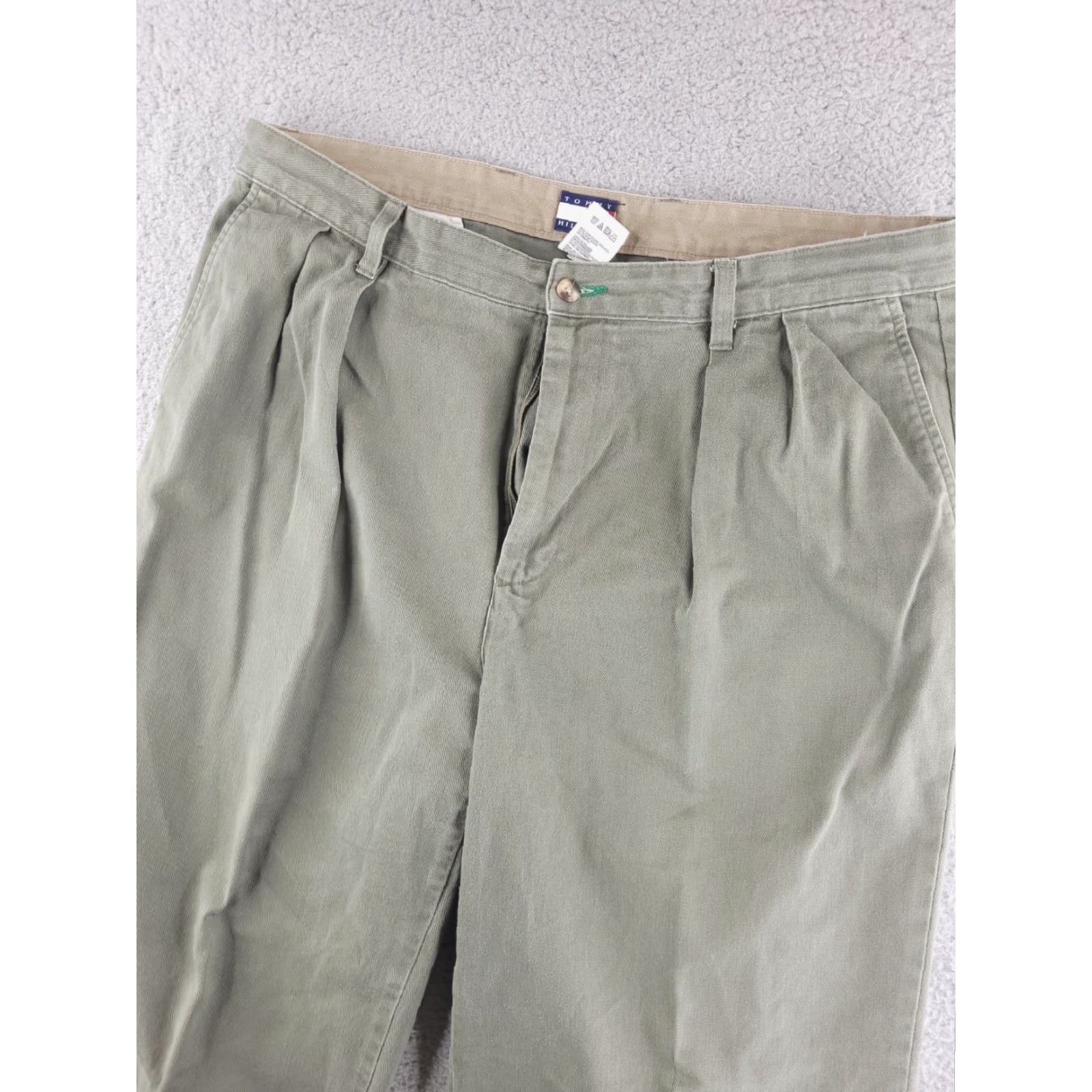 Tommy Hilfiger VINTAGE Tommy Hilfiger Pants Mens 38x32 Green Relaxed Pleated Chino Regular Men Girls? Size US 38 / EU 54 - 4 Thumbnail