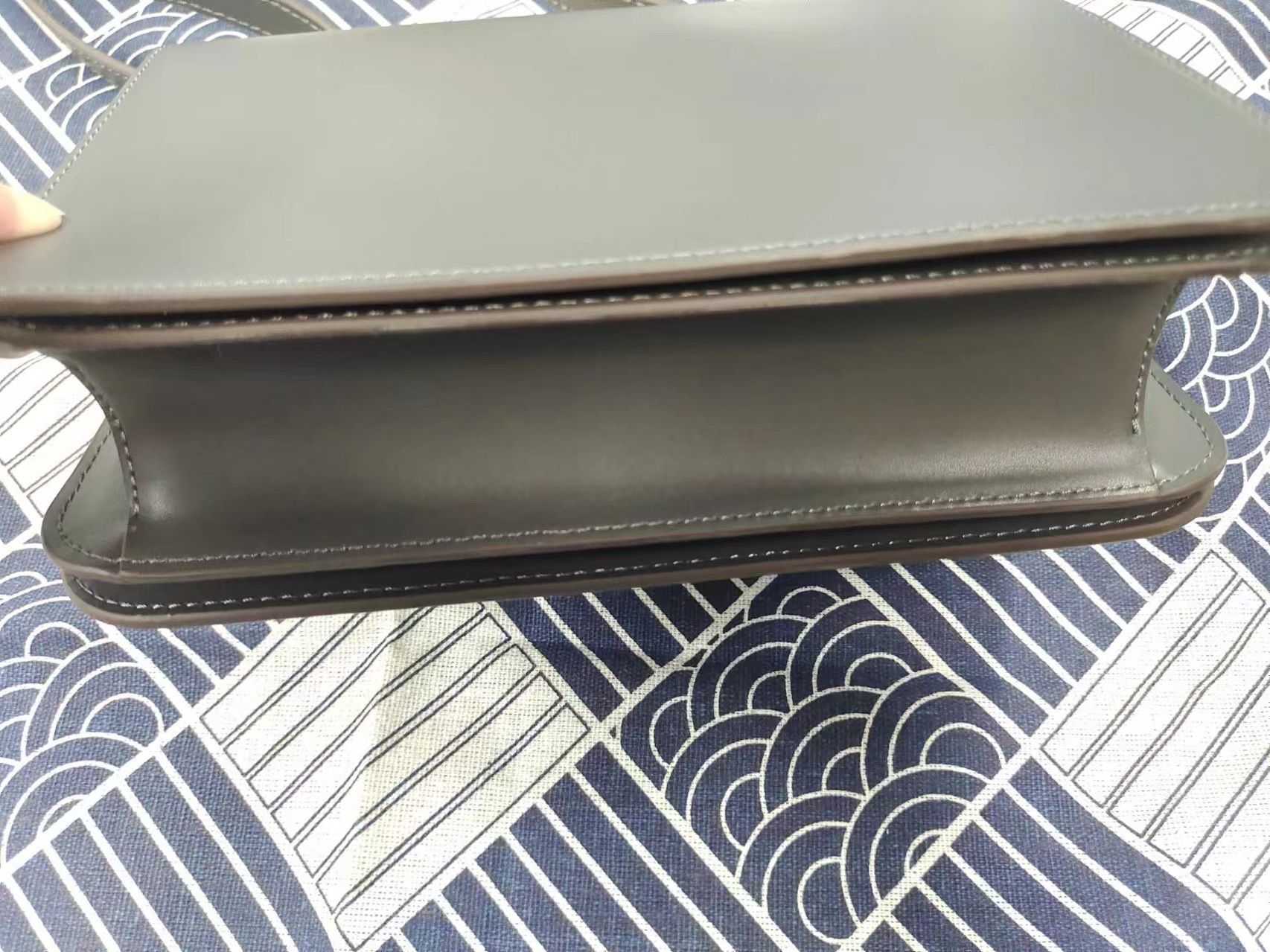 Tory Burch Tory burch gray leather silver buckle lower side backpack Size ONE SIZE - 9 Thumbnail