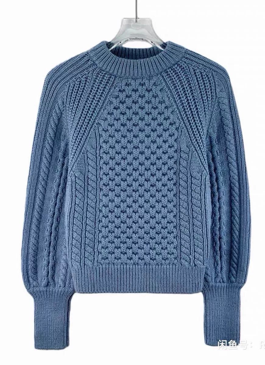 Louis Vuitton Louis Vuitton Knit Wool Blue Sweater S Women Size S / US 4 / IT 40 - 1 Thumbnail