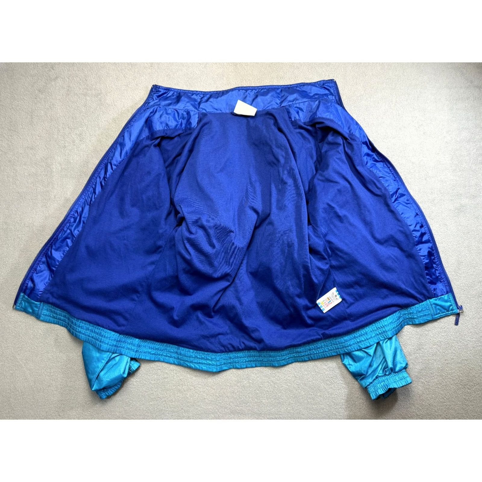 Adidas VINTAGE adidas Tracksuit Top Zip Jacket Mens S Blue Track Jacket Mens S Blue Adidas Shirt? (note: this line is incorrect per constraints) Size 36R - 2 Thumbnail