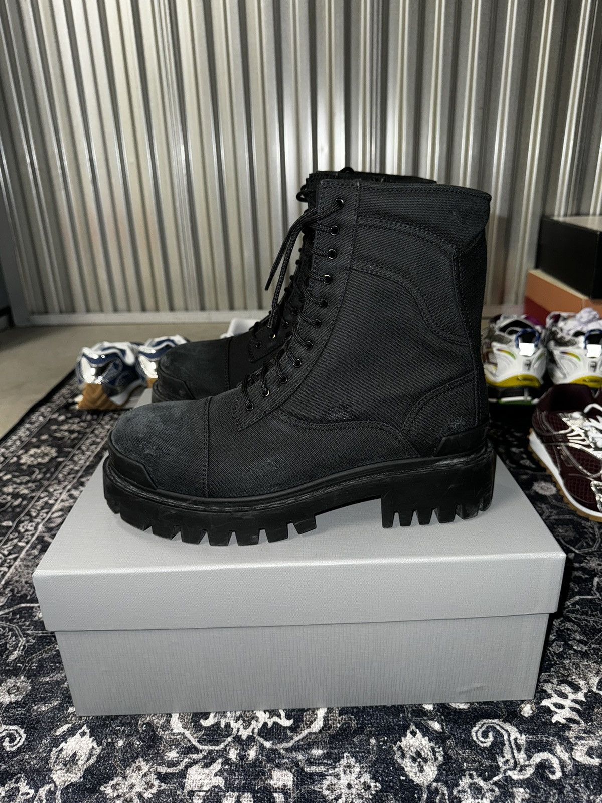 Balenciaga BALENCIAGA BLACK STRIKE BOOTS SIZE 43 NEW Size US 10 / EU 43 - 2 Thumbnail
