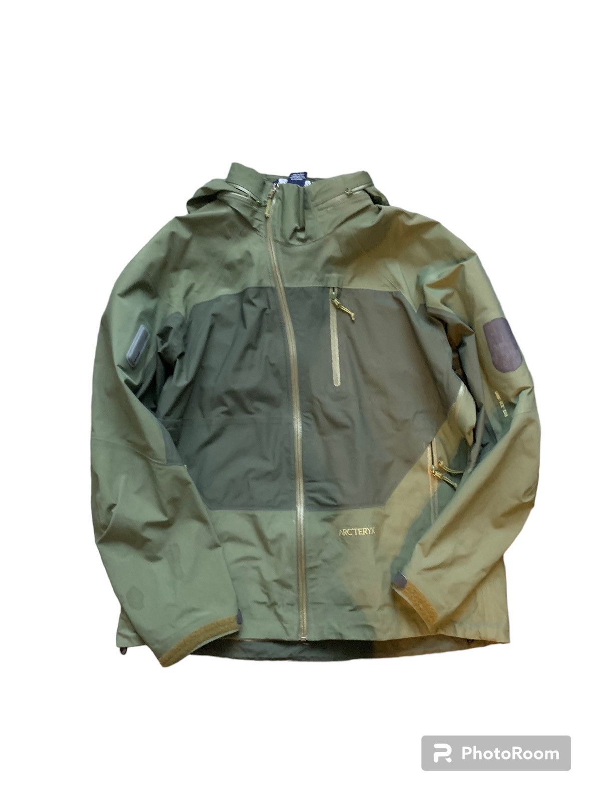 image of Arcteryx Arc’Teryx Sidewinder - Vintage in Green, Men's (Size XL)