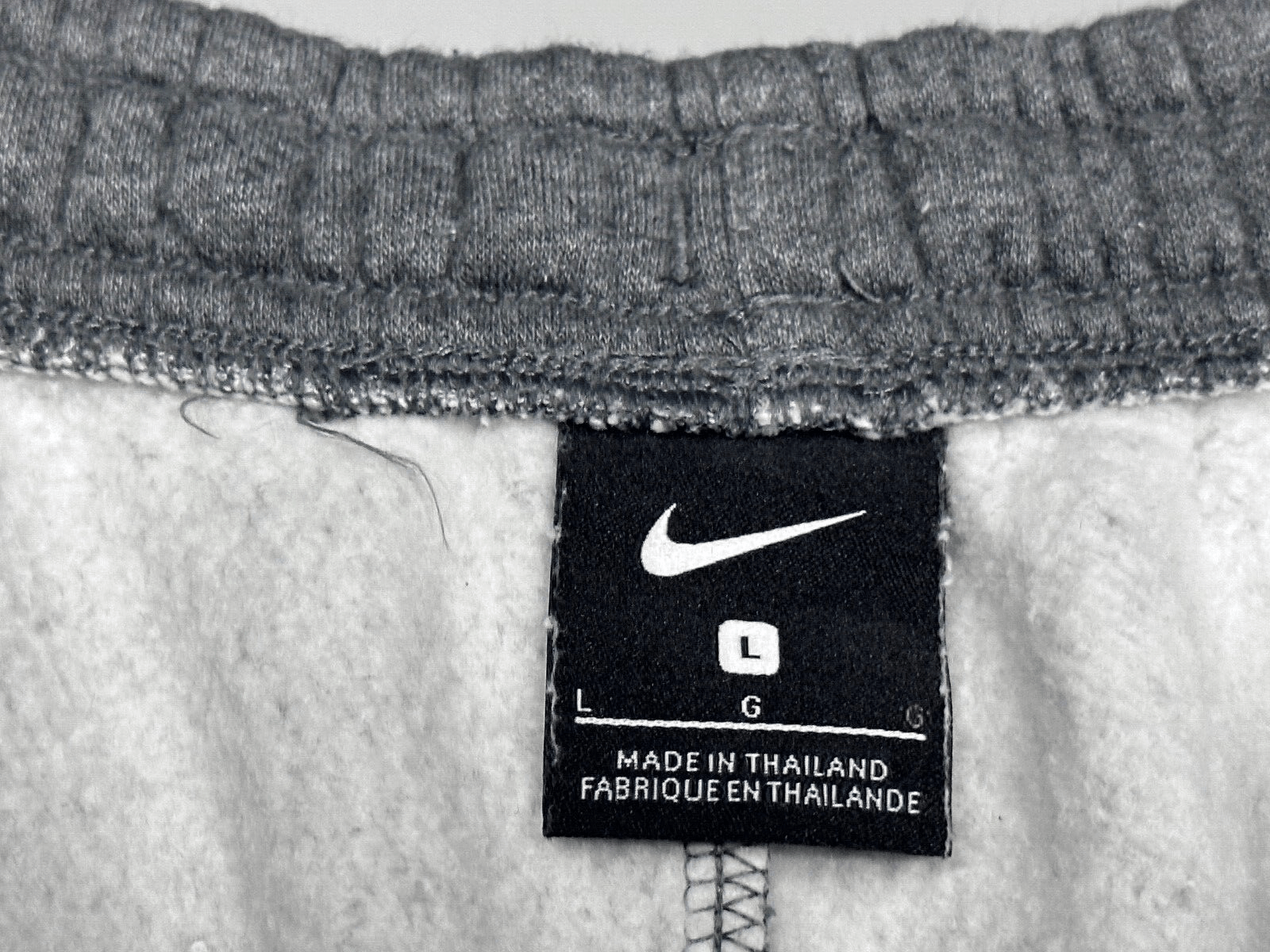 Nike Nike men's sweat shorts L Size US 34 / EU 50 - 3 Thumbnail